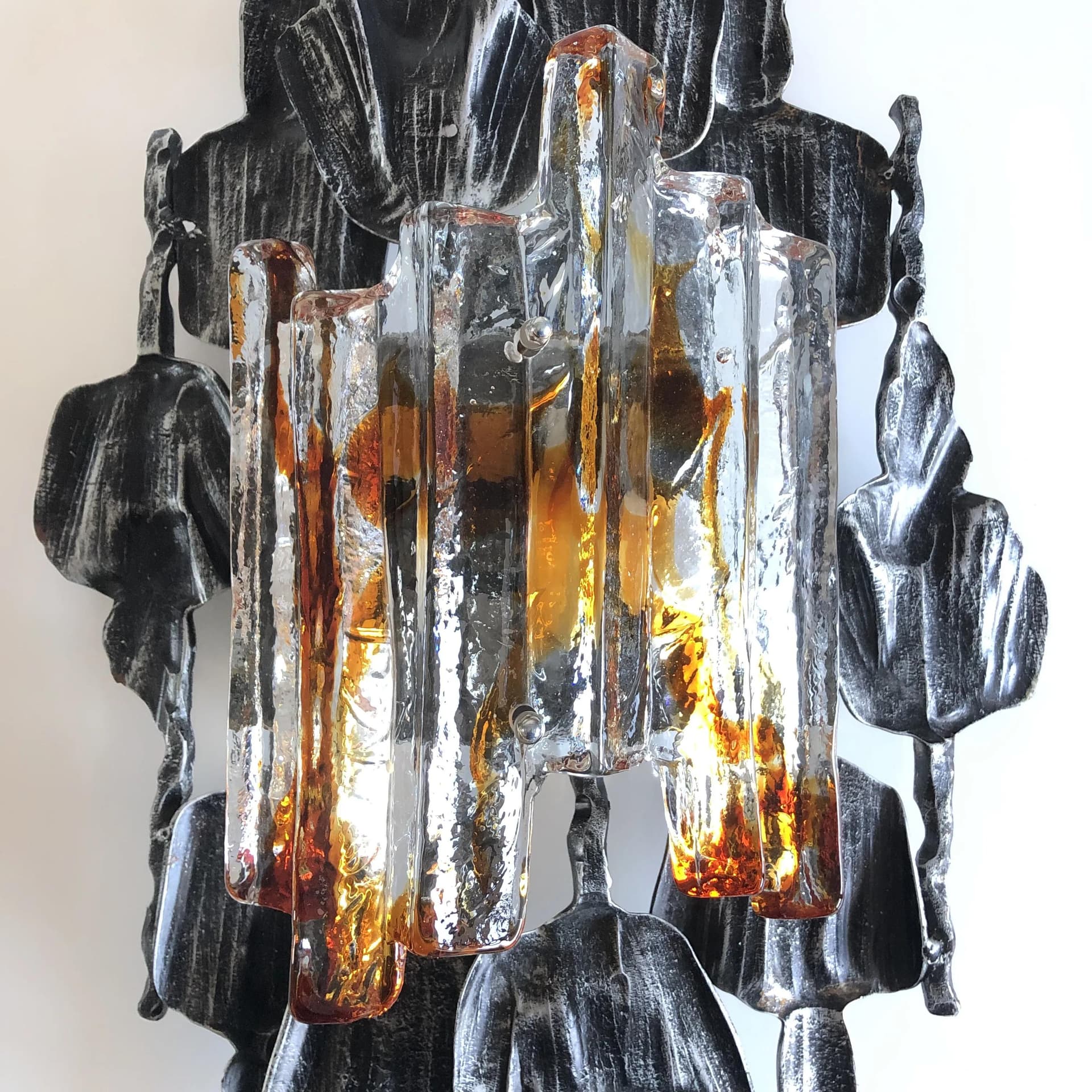 Brutalist wall lamp, grey metal, Murano glass, by T. Ahlström & H. Ehrlich, Sweden, 1960s. - 31363