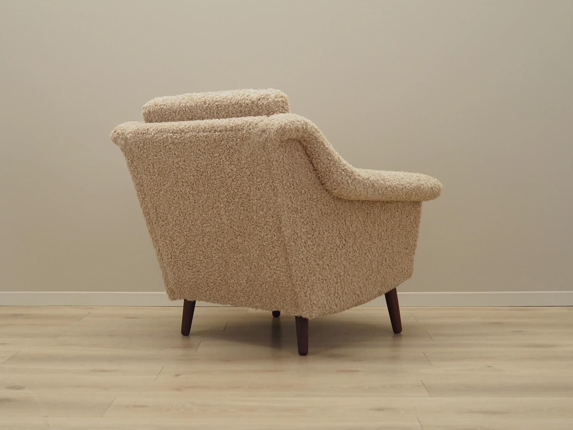 Armchair, beige, fabric, teak wood, Denmark, 1970s. - 31245