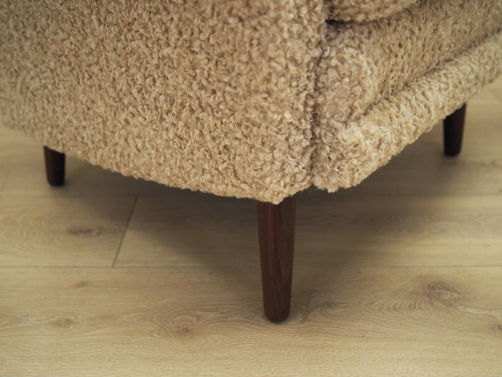 Armchair, beige, fabric, teak wood, Denmark, 1970s. - 64289