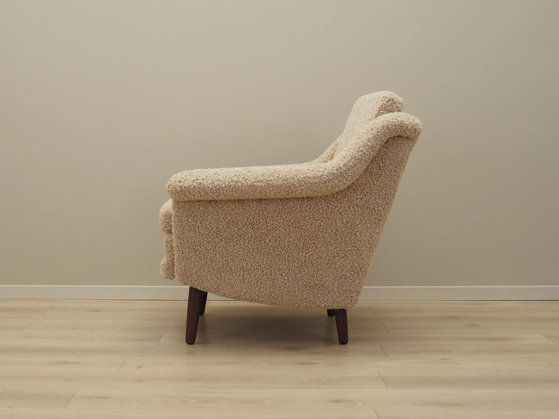 Armchair, beige, fabric, teak wood, Denmark, 1970s. - 31242