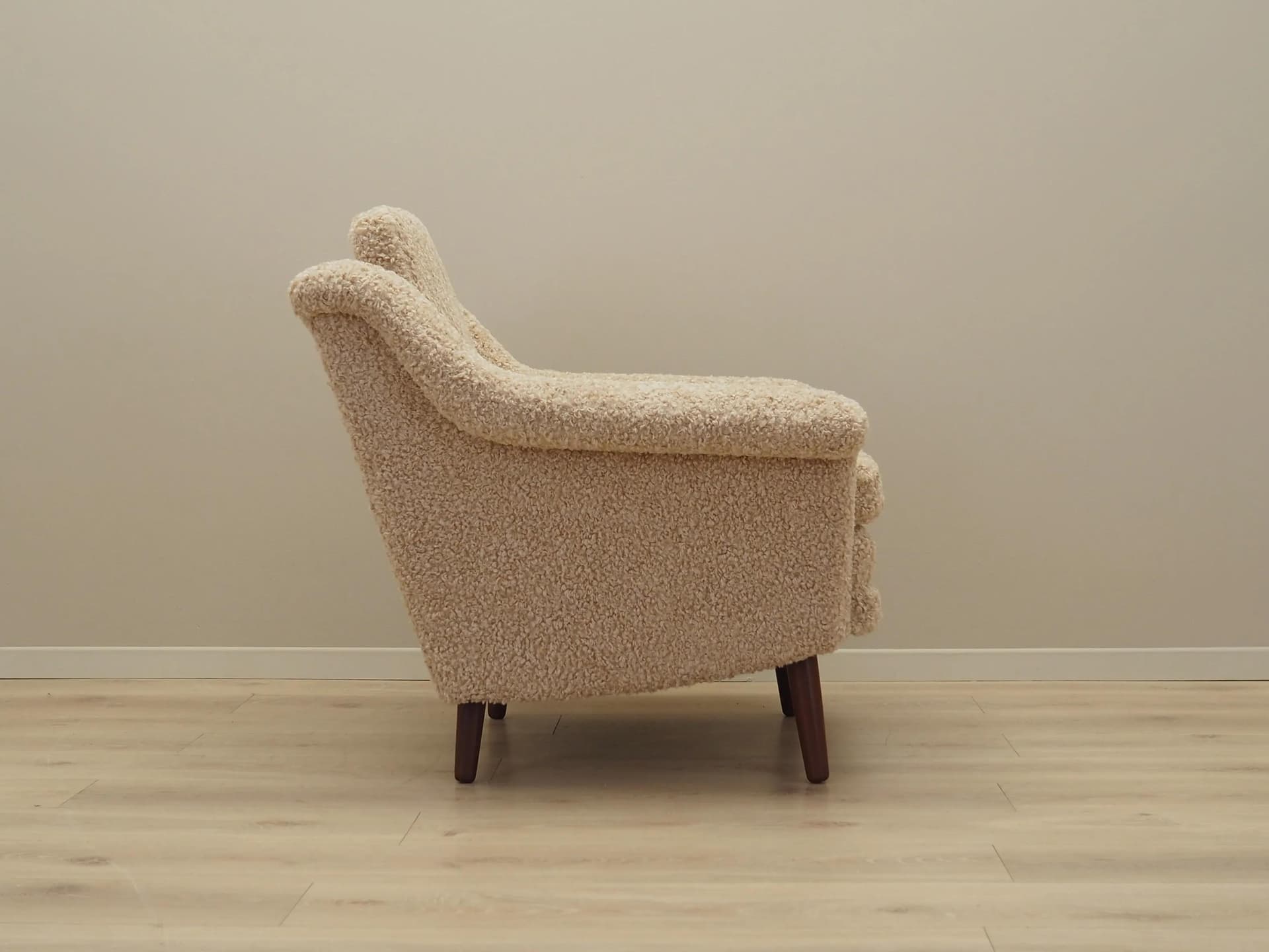 Armchair, beige, fabric, teak wood, Denmark, 1970s. - 31244
