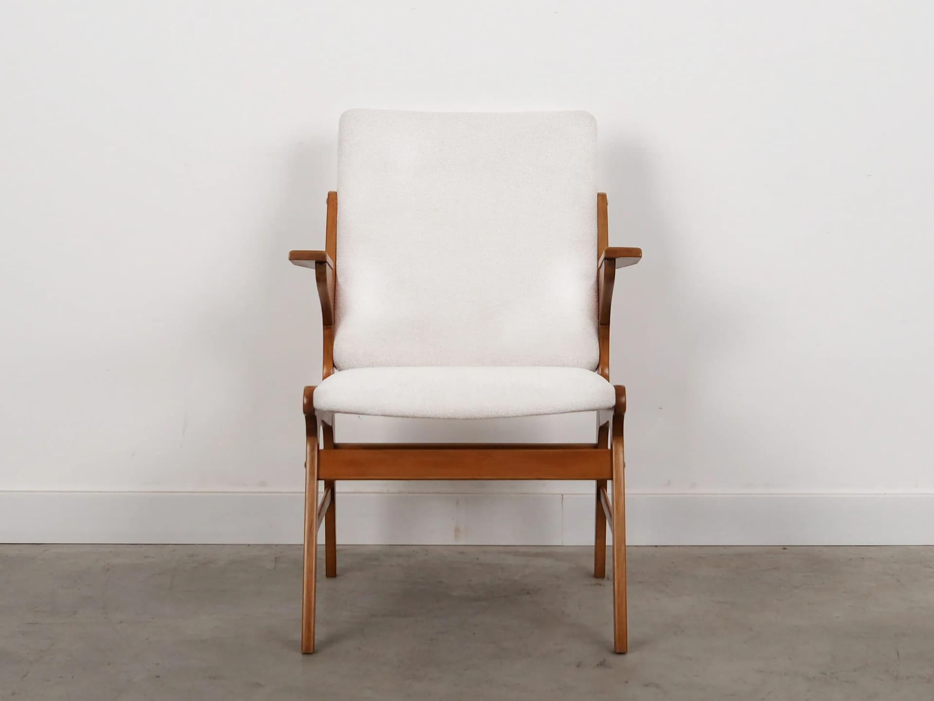 Armchair, beech white, by A. Hovmand-Olsen, Denmark, 1960s. - 31596