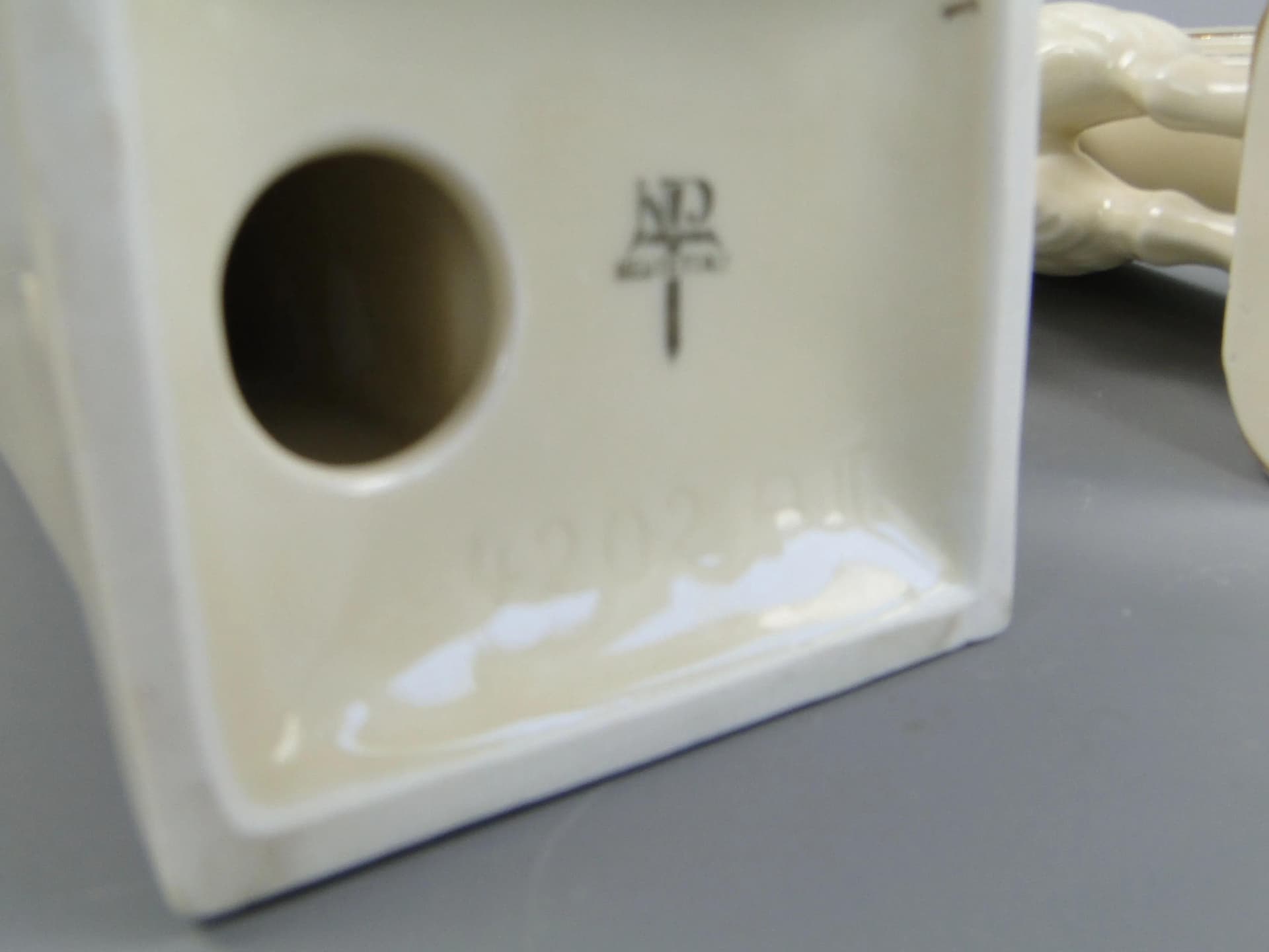 Para podpórek do książek Art déco, porcelana ivory white, Neu Tettau, Niemcy, lata 30. - 31745