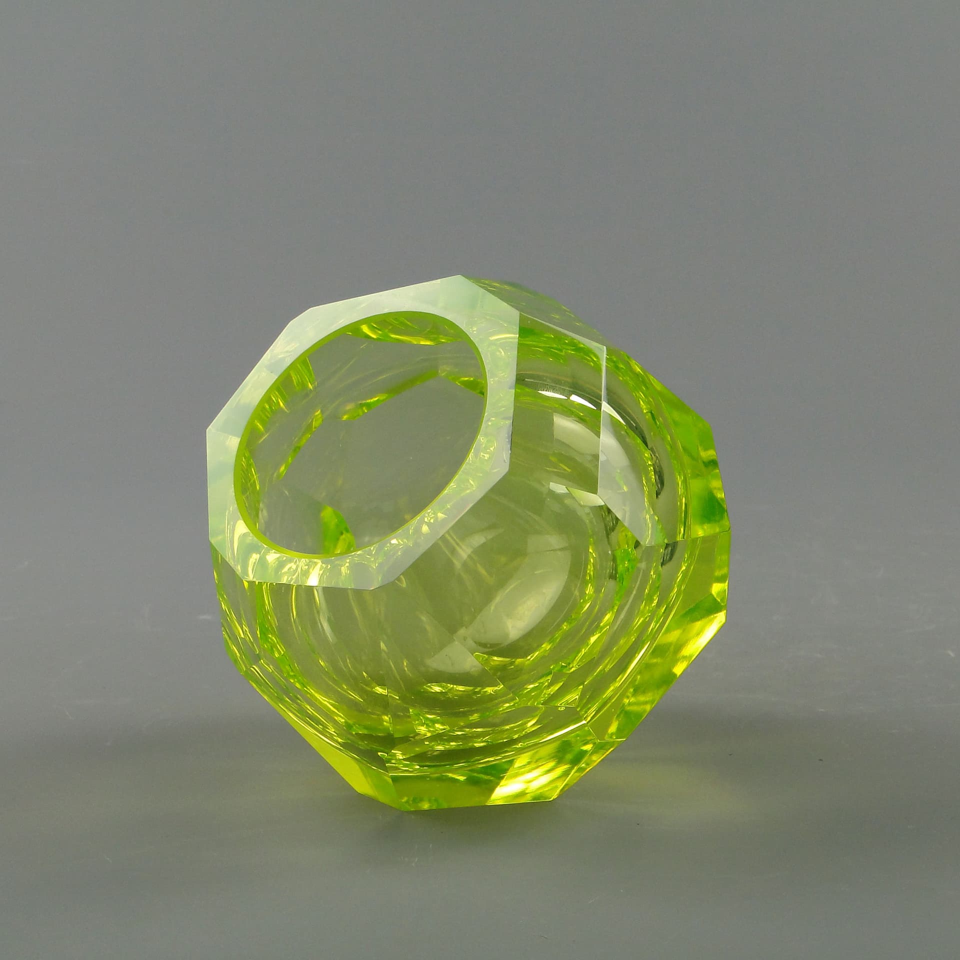 Vase, yellow glass, by L. Jaburek, Czech Republic, 21st c. - 3758