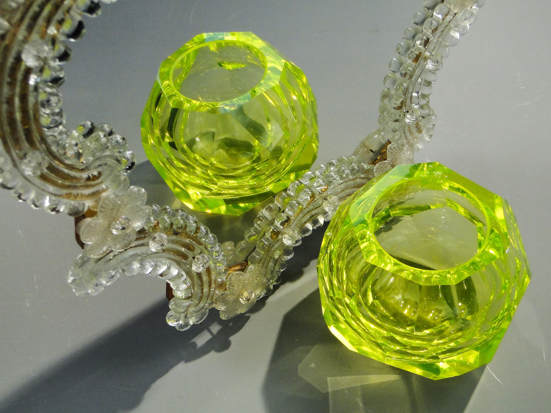 Vase, yellow glass, by L. Jaburek, Czech Republic, 21st c. - 3761