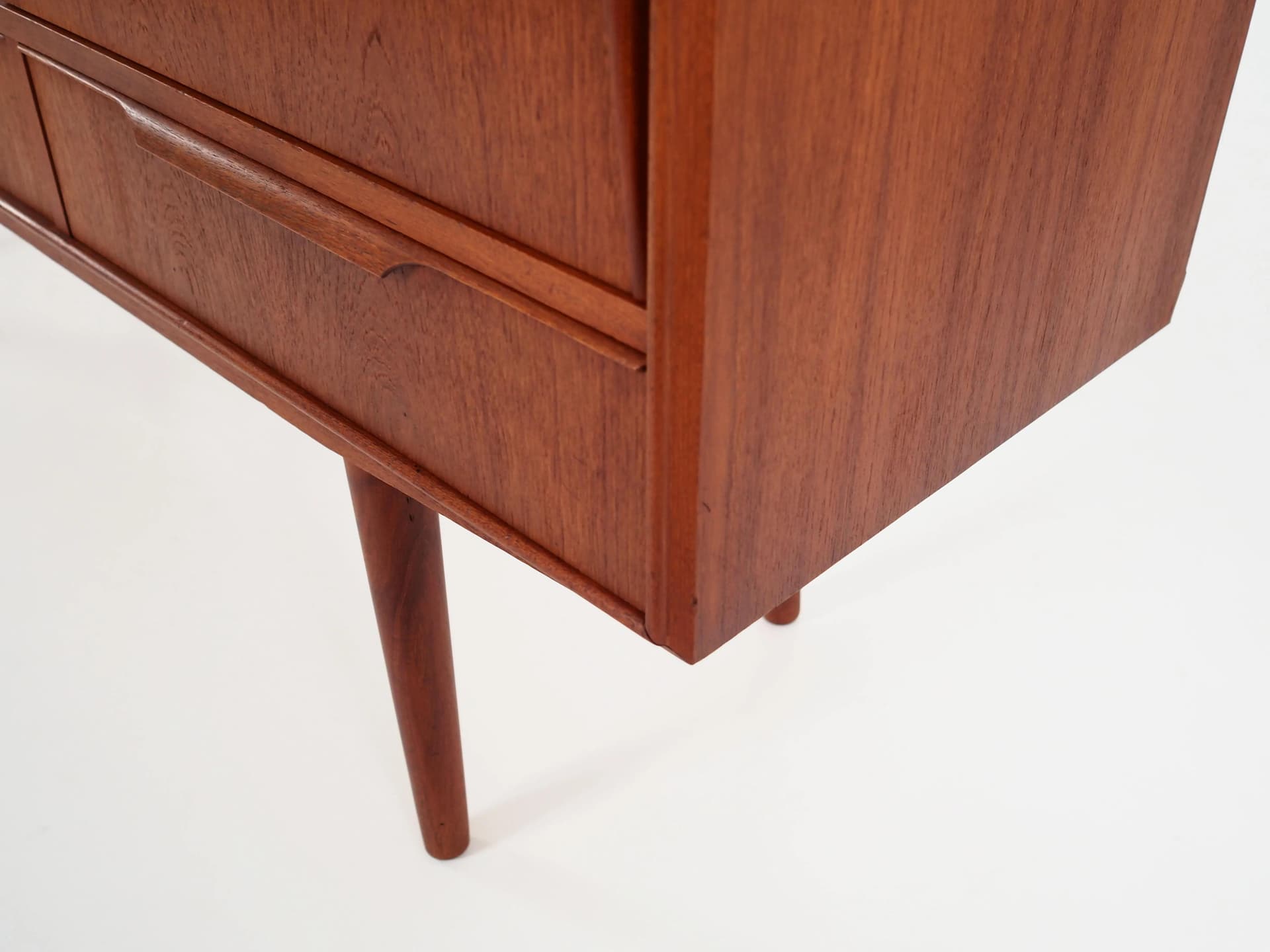 Highboard, teak brązowy, proj. E.W. Bach, Dania, lata 60. - 31854