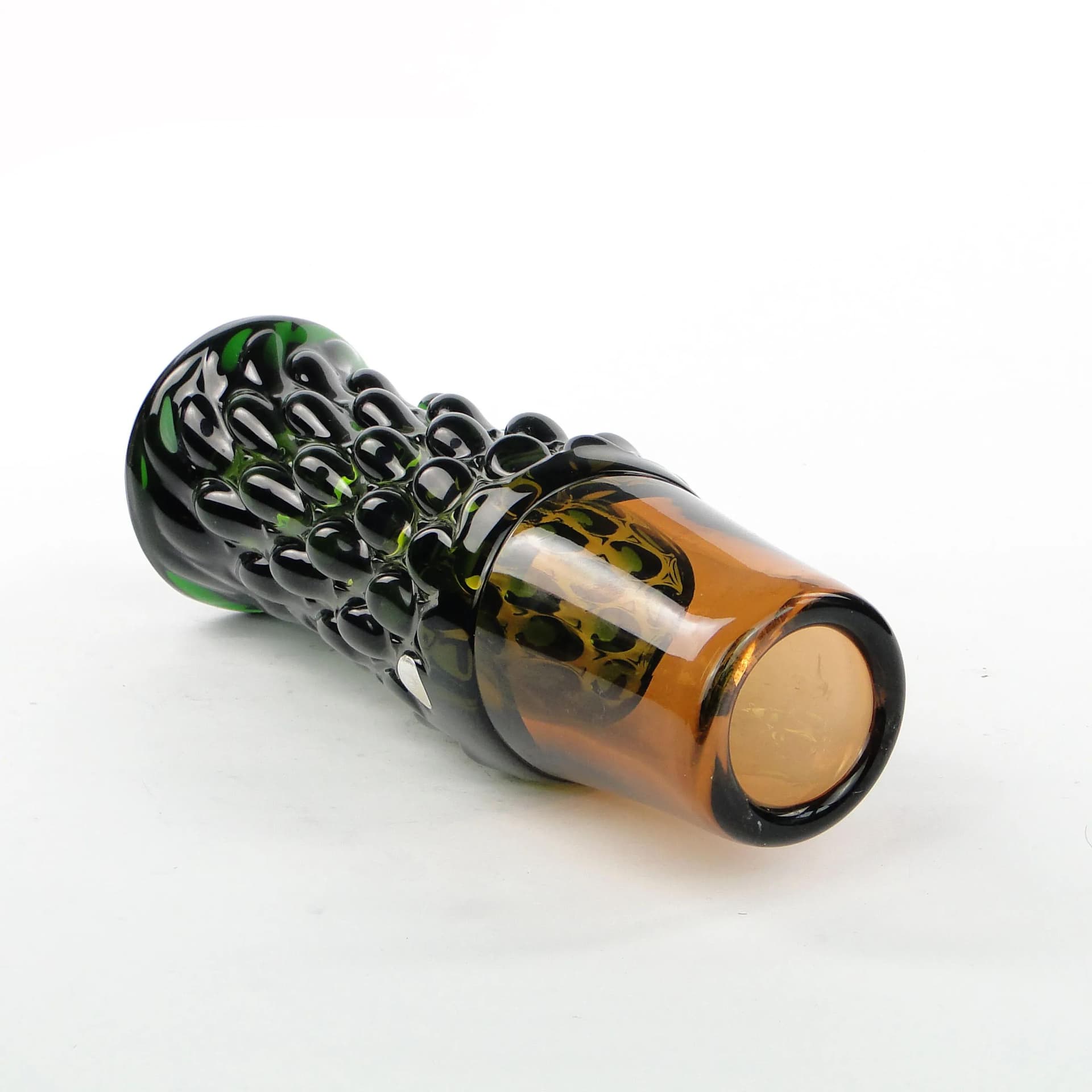 Wazon szyszka, szkło oliwkowe bursztynowe, proj. L. Paleček, Czechosłowacja, lata 60. - 31688