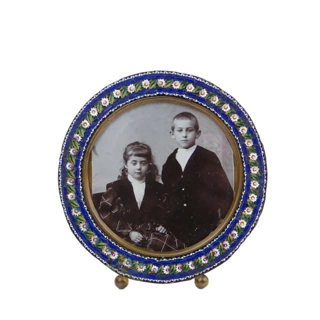 Photo frame rondo, millefiori, multicolor, gilt brass, Italy, early 20th c. - DIMENSION