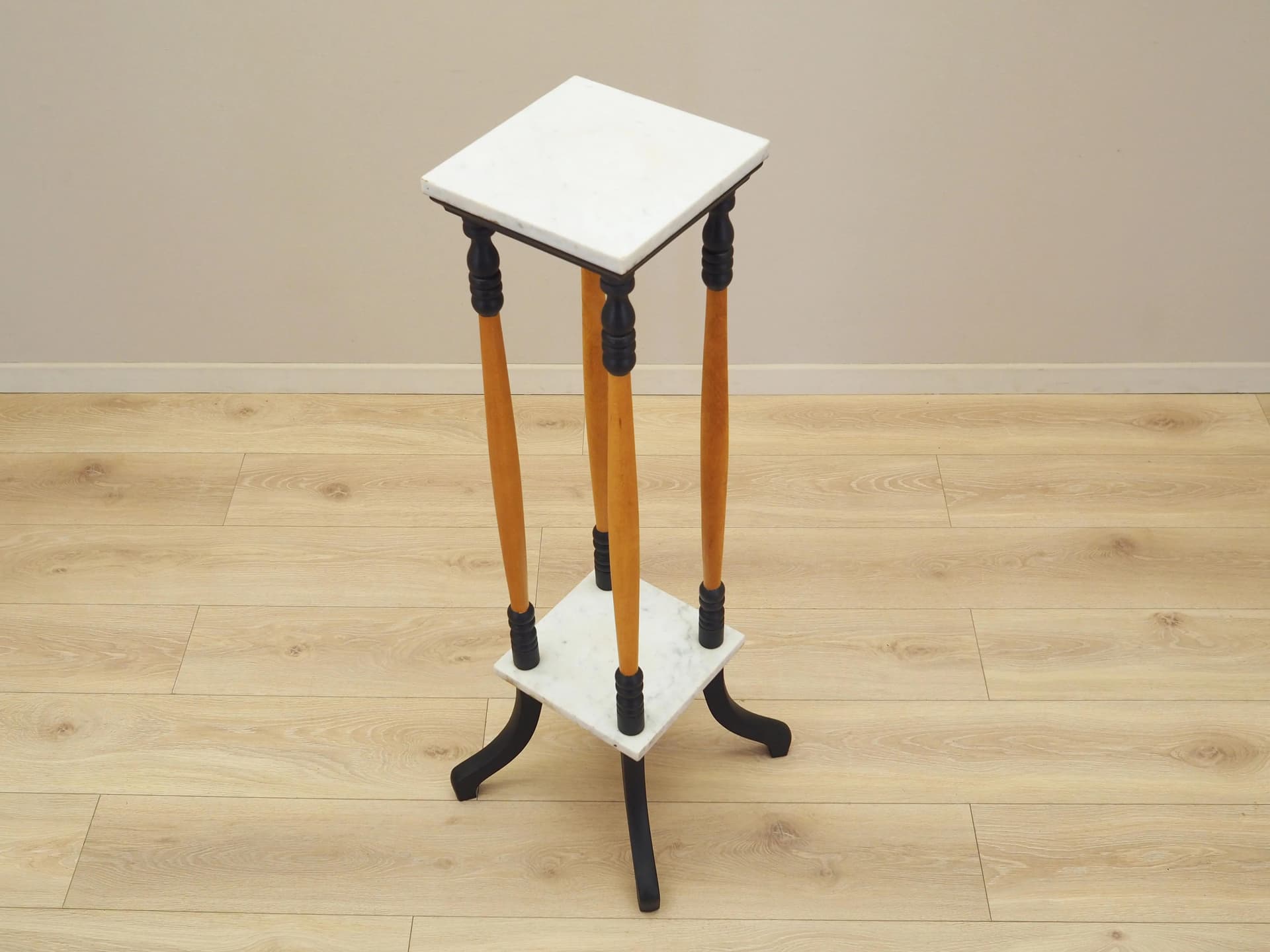 Plant stand, yellow beech, white marble, Denmark, 1970s. - 31756