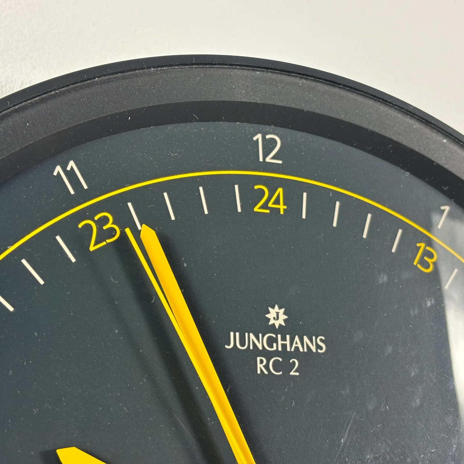 Zegar ścienny RC2, czarny, plastik, Junghans, Niemcy, lata 80. - 31884
