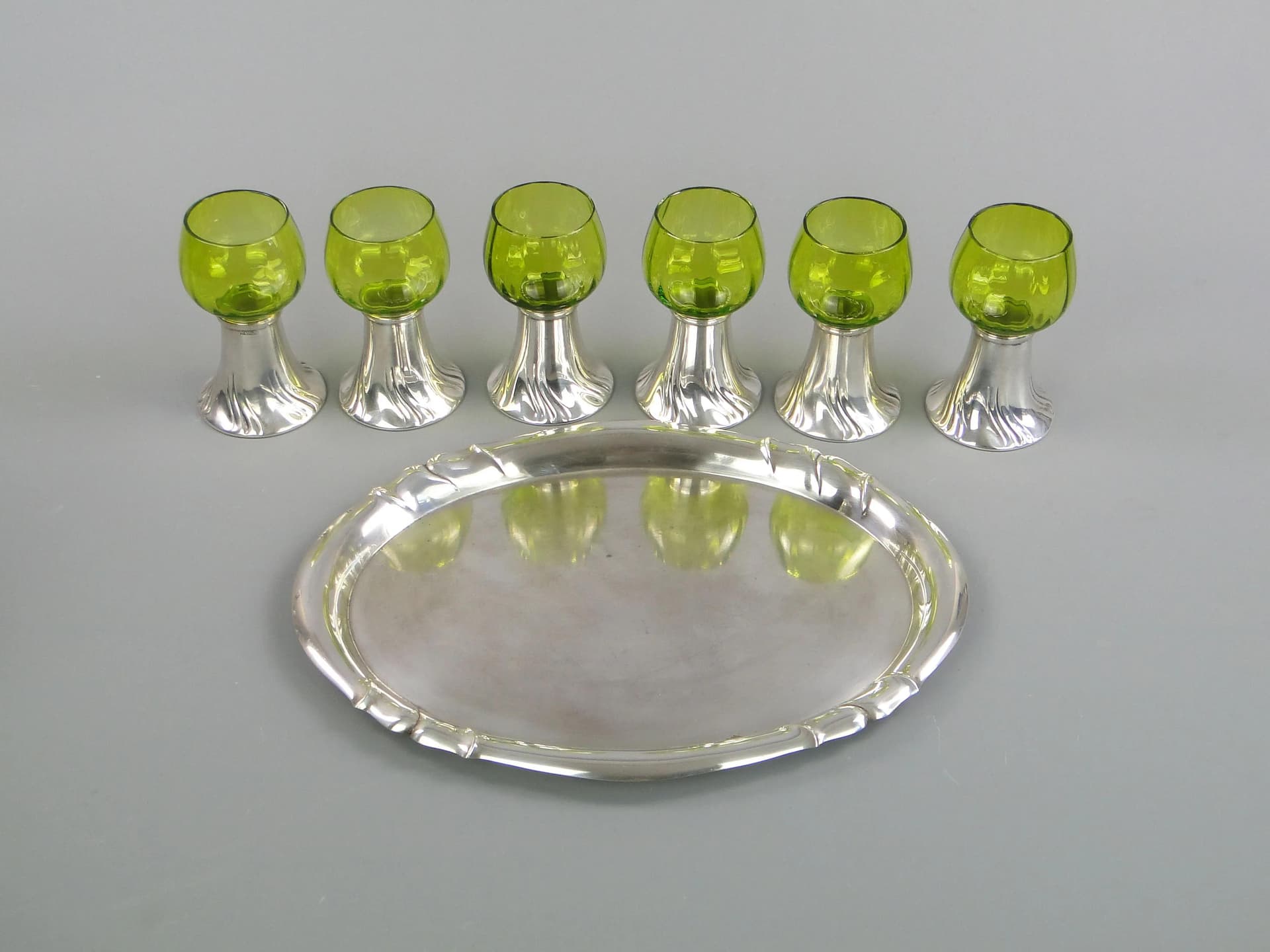 Komplet do wina Art Deco, szkło turkusowe, mosiądz srebrzony, Frantisek Bibus i syn, Czechosłowacja, lata 20. - 32098