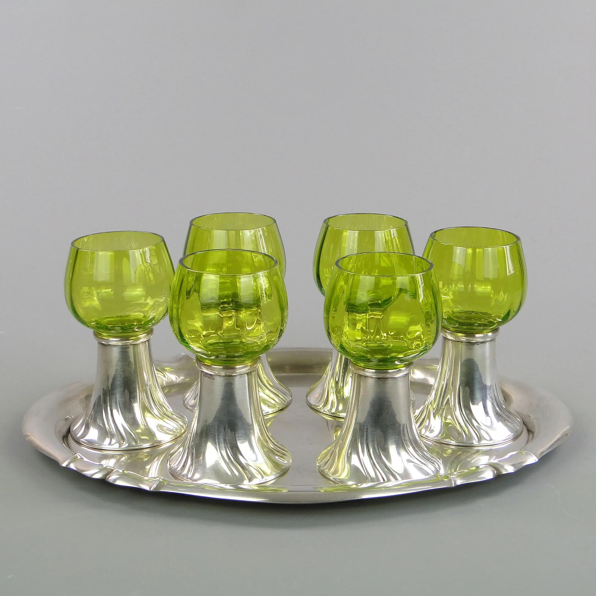 Komplet do wina Art Deco, szkło turkusowe, mosiądz srebrzony, Frantisek Bibus i syn, Czechosłowacja, lata 20. - 32096