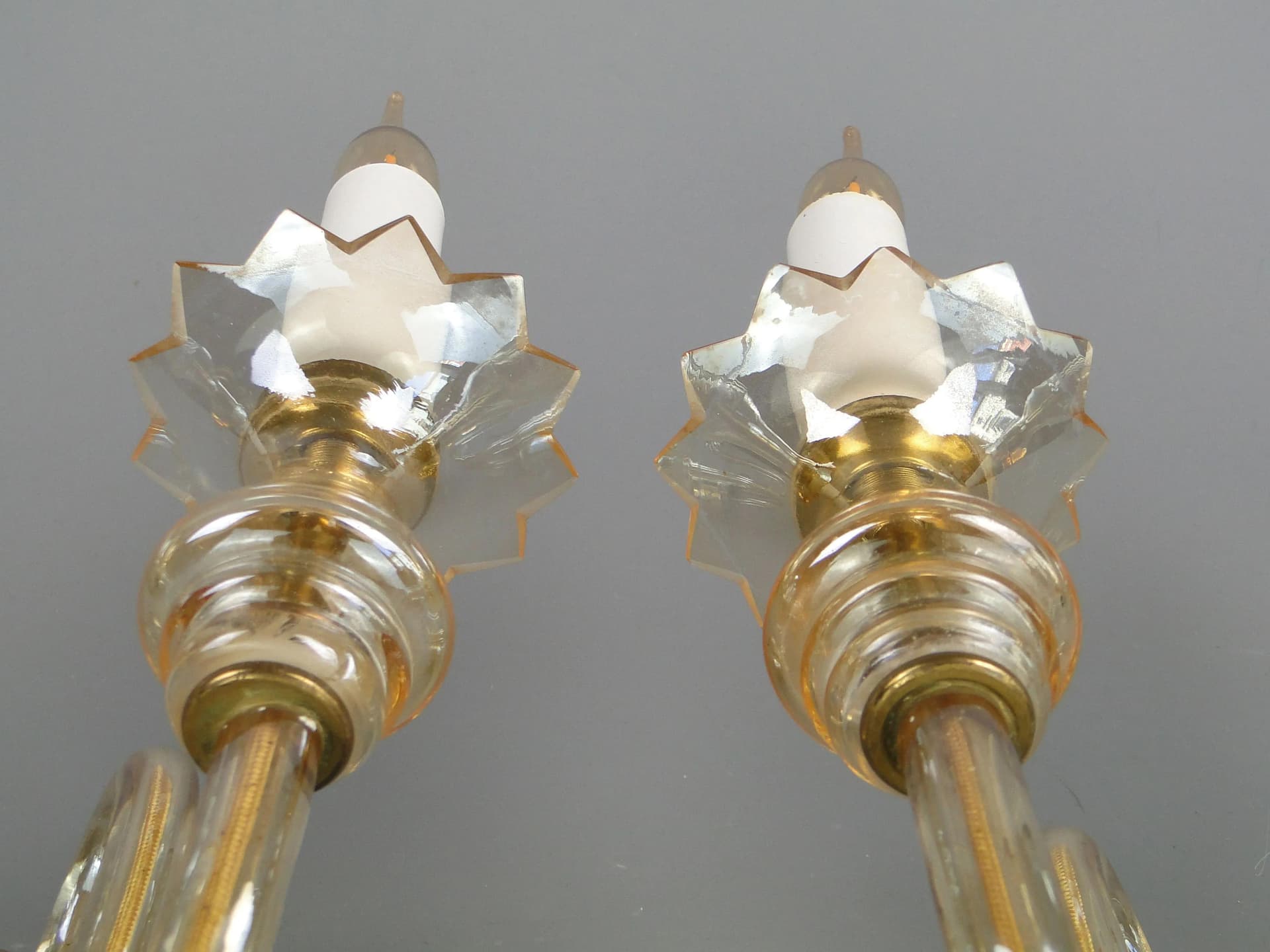 Pair of wall sconces, transparent crystal glass, Czechoslovakia, 1940s. - 32085