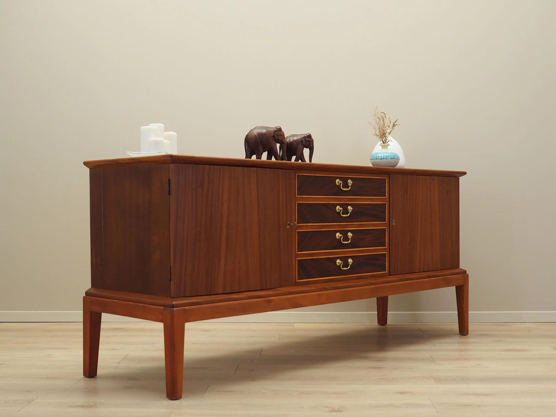 Sideboard, mahoń ciemny, Dania, lata 70. - 32190
