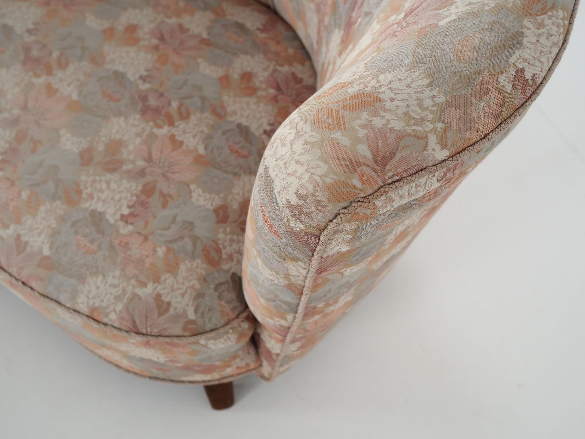 Sofa Banana, beż, żakard, buk, Dania, lata 70. - 32377