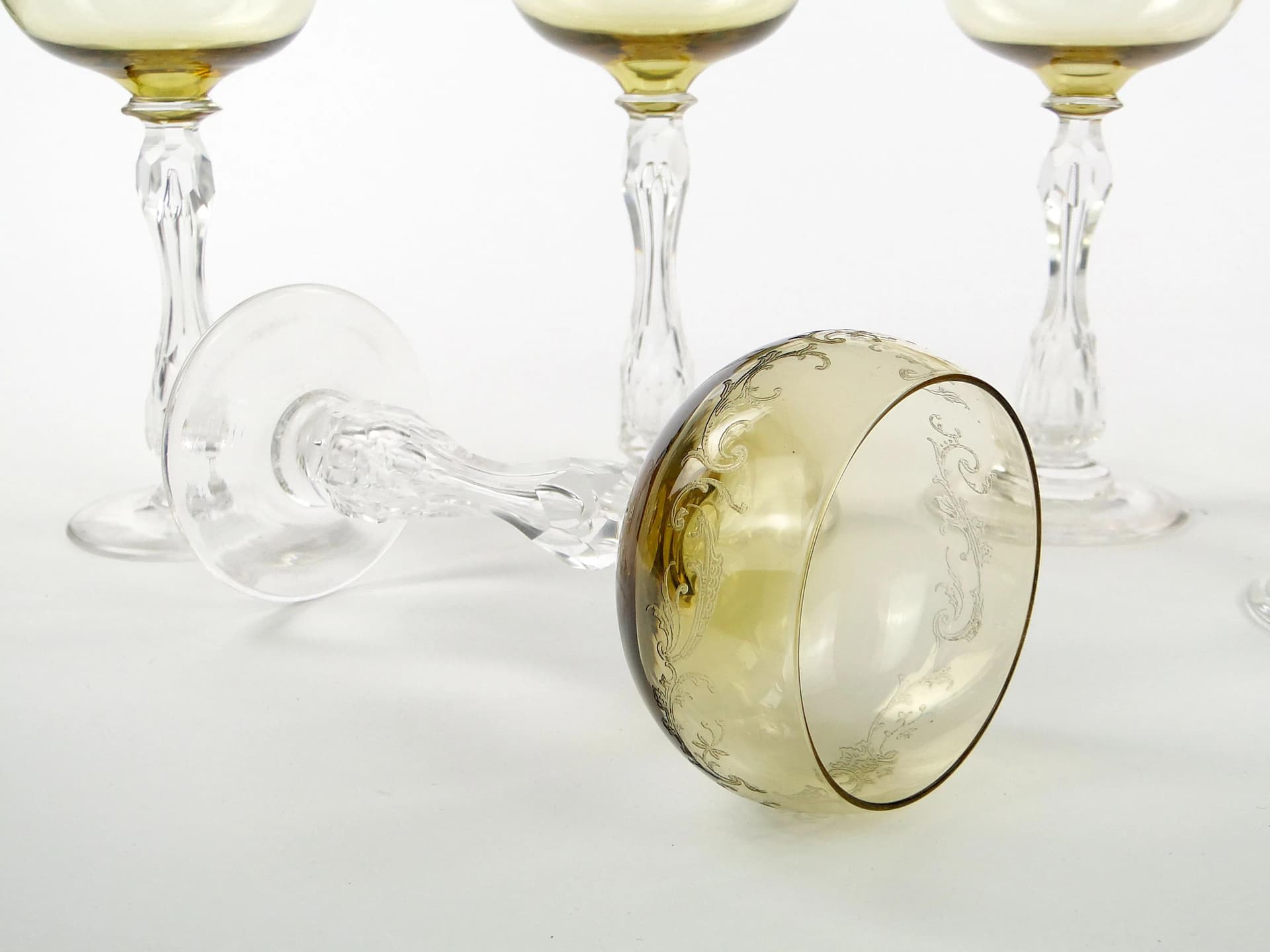 Komplet kieliszków do szampana Olaf, secesja, kryształ złocisty, Villeroy und Boch, Niemcy, początek XX w. - 32531