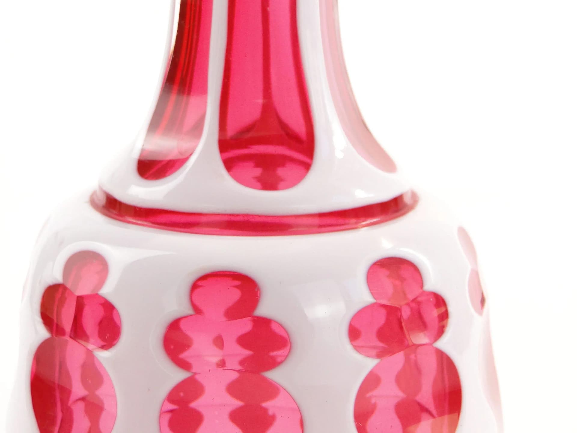 Karafka biedermeier, różowo-biała, kryształ, Austria, XIX wiek - 32512