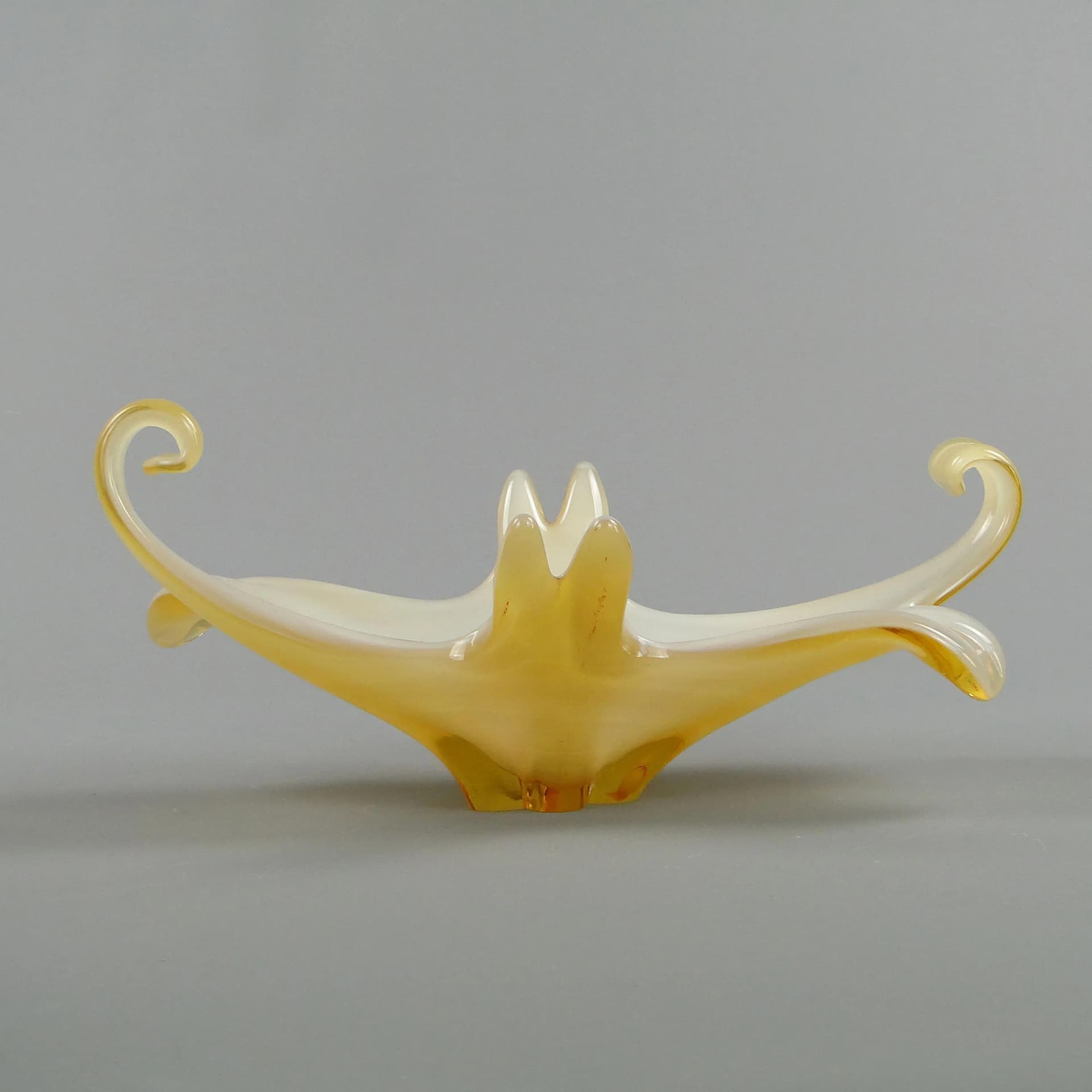 Centerpiece Mandruzatto, golden crystal glass, Murano, Italy, 1950s - 32491