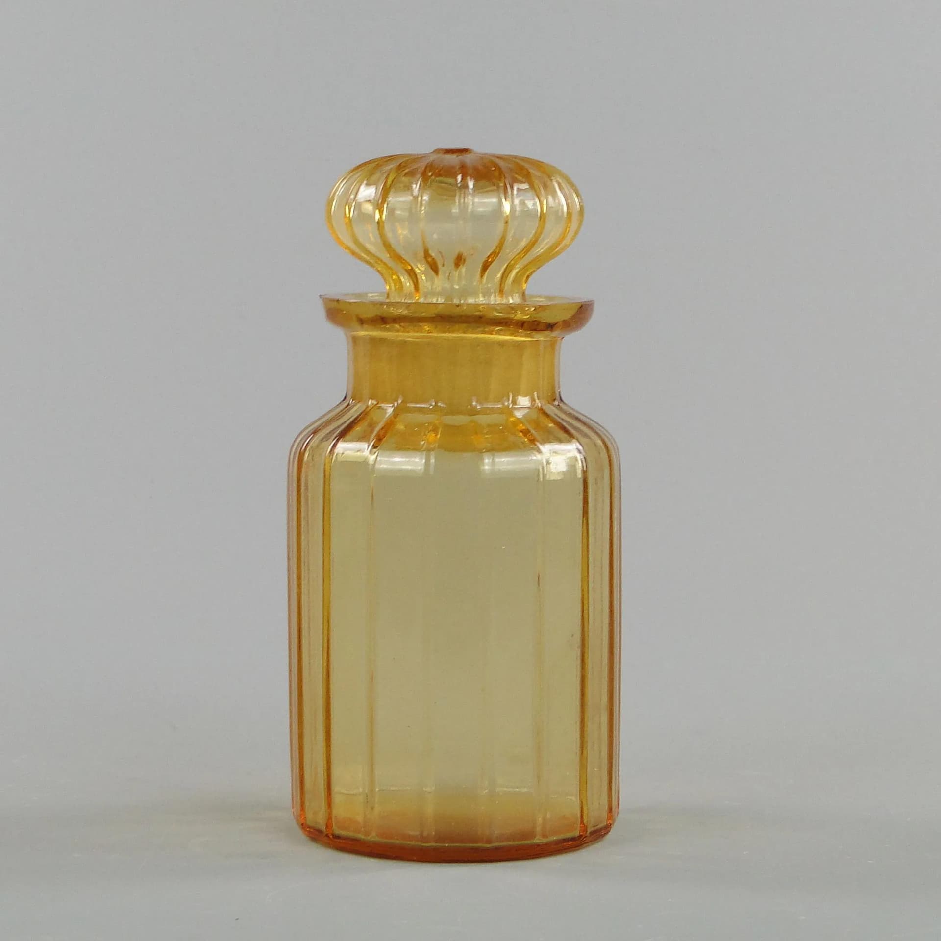 Art Nouveau tea caddy, dark brown glass, Ząbkowice, Poland, early 20th c. - 32684