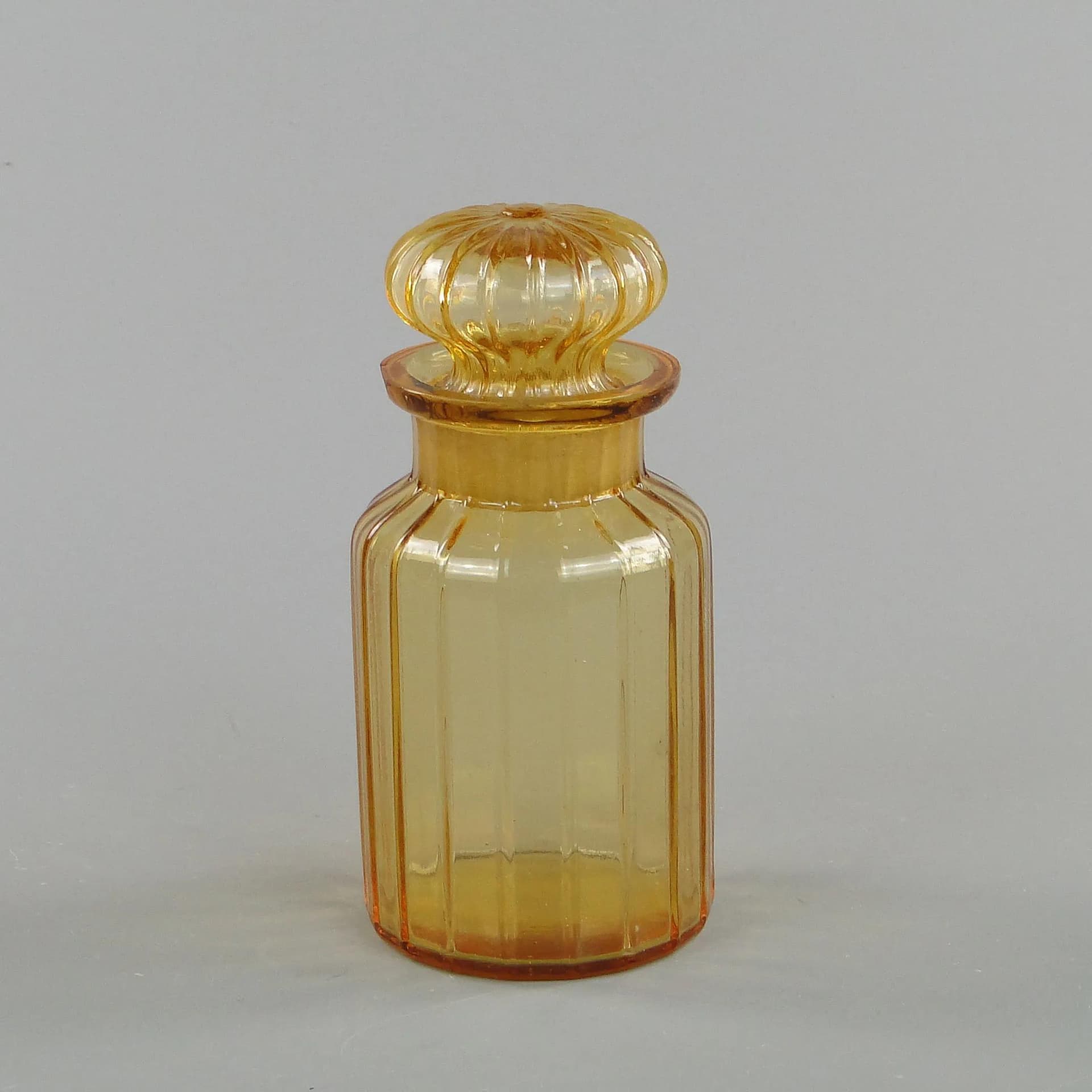 Art Nouveau tea caddy, dark brown glass, Ząbkowice, Poland, early 20th c. - 32685