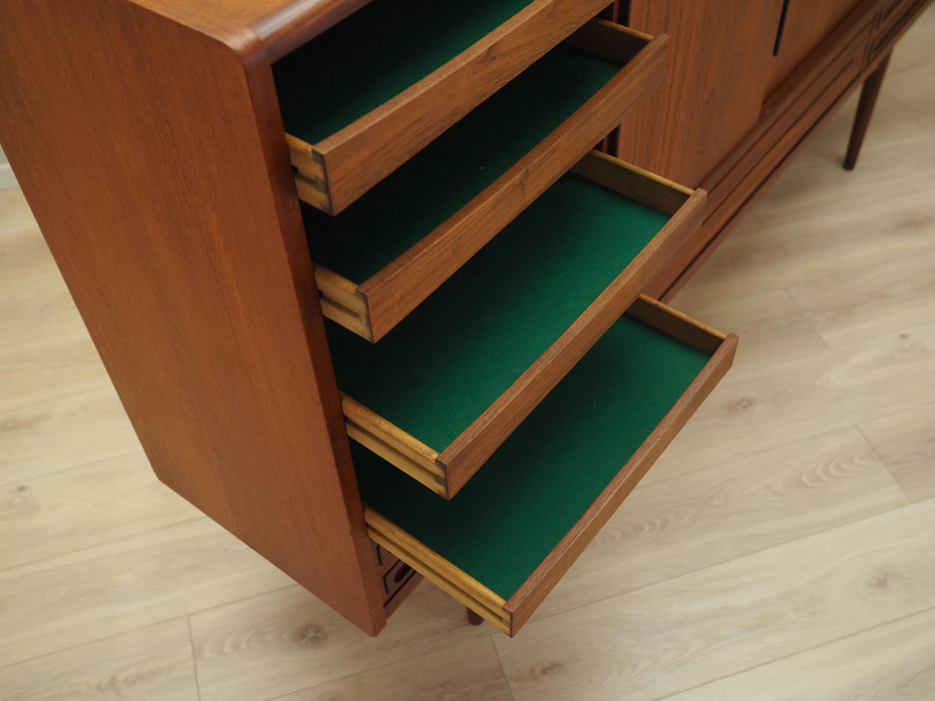 Highboard, teak brązowy, Dania, lata 60. - 32546