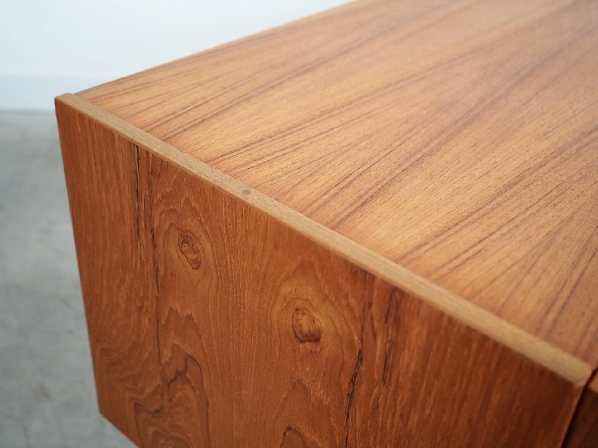 Szafka, teak pomarańczowy, Denka, Dania, lata 70. - 32715