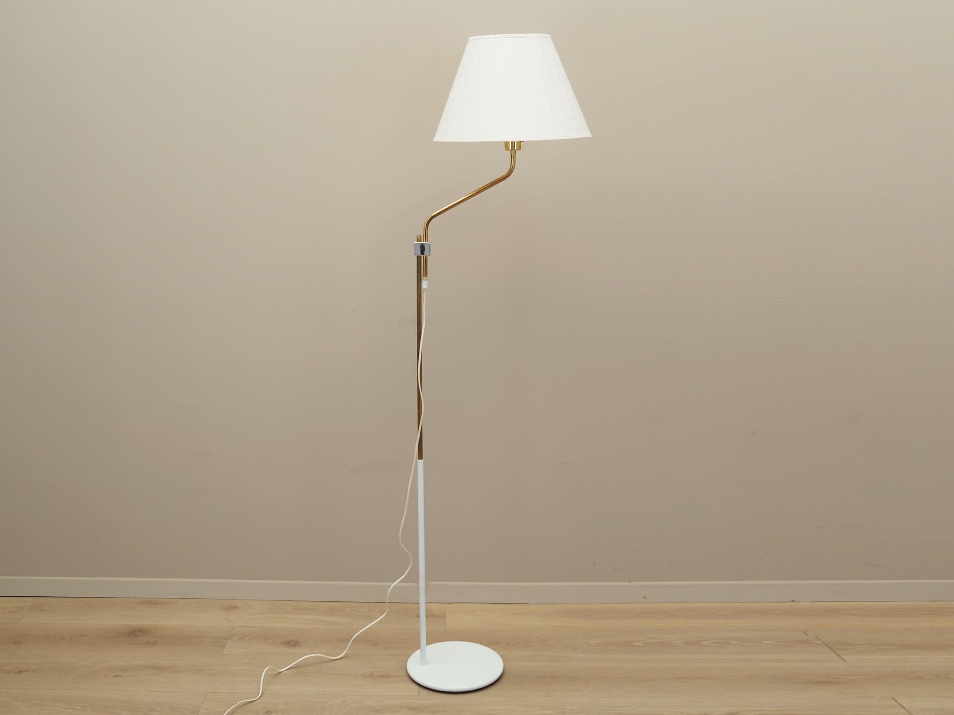 Lampa podłogowa, biały, metal, Dania, lata 70. - 64022