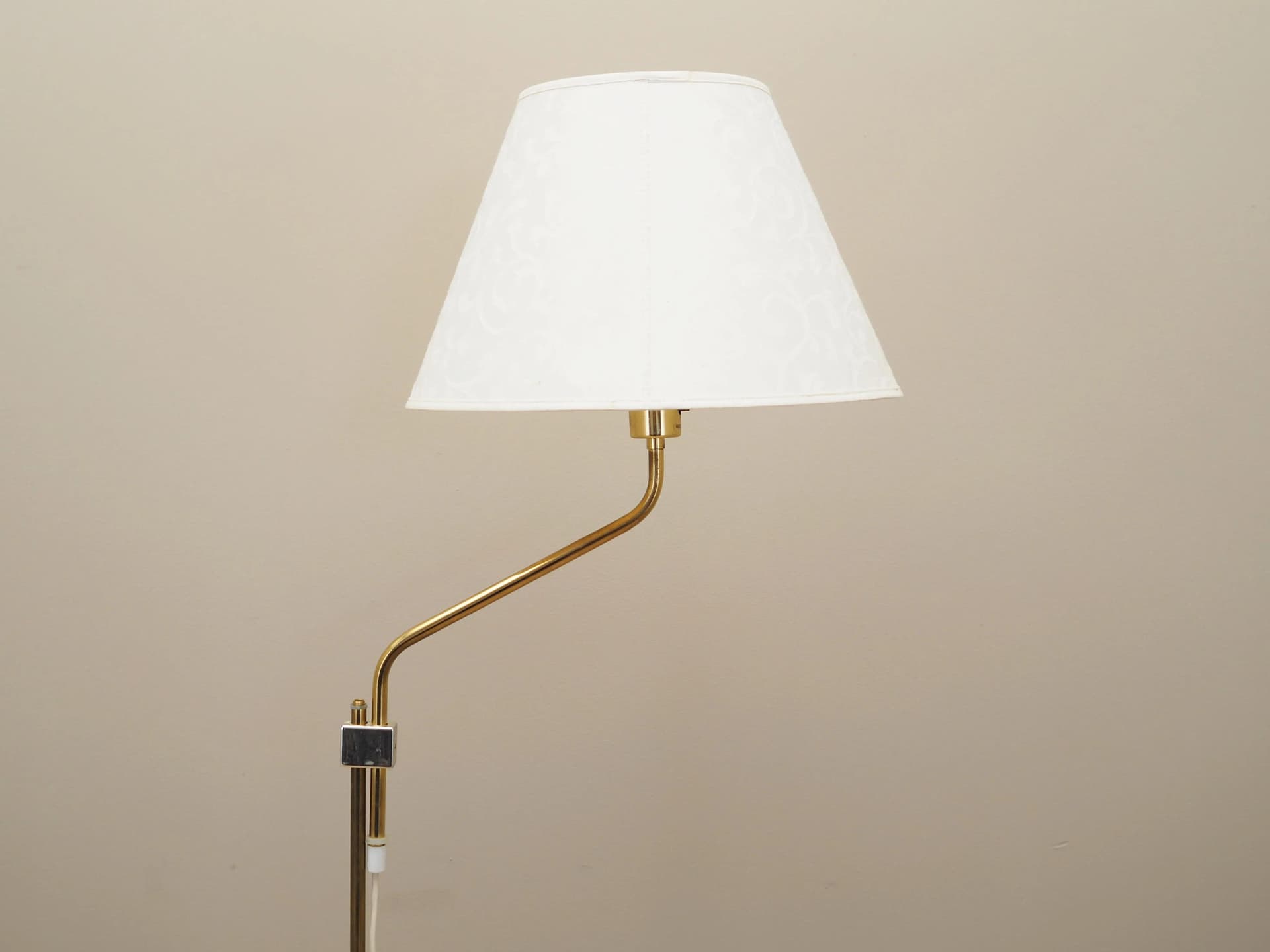 Lampa podłogowa, biały, metal, Dania, lata 70. - 32874