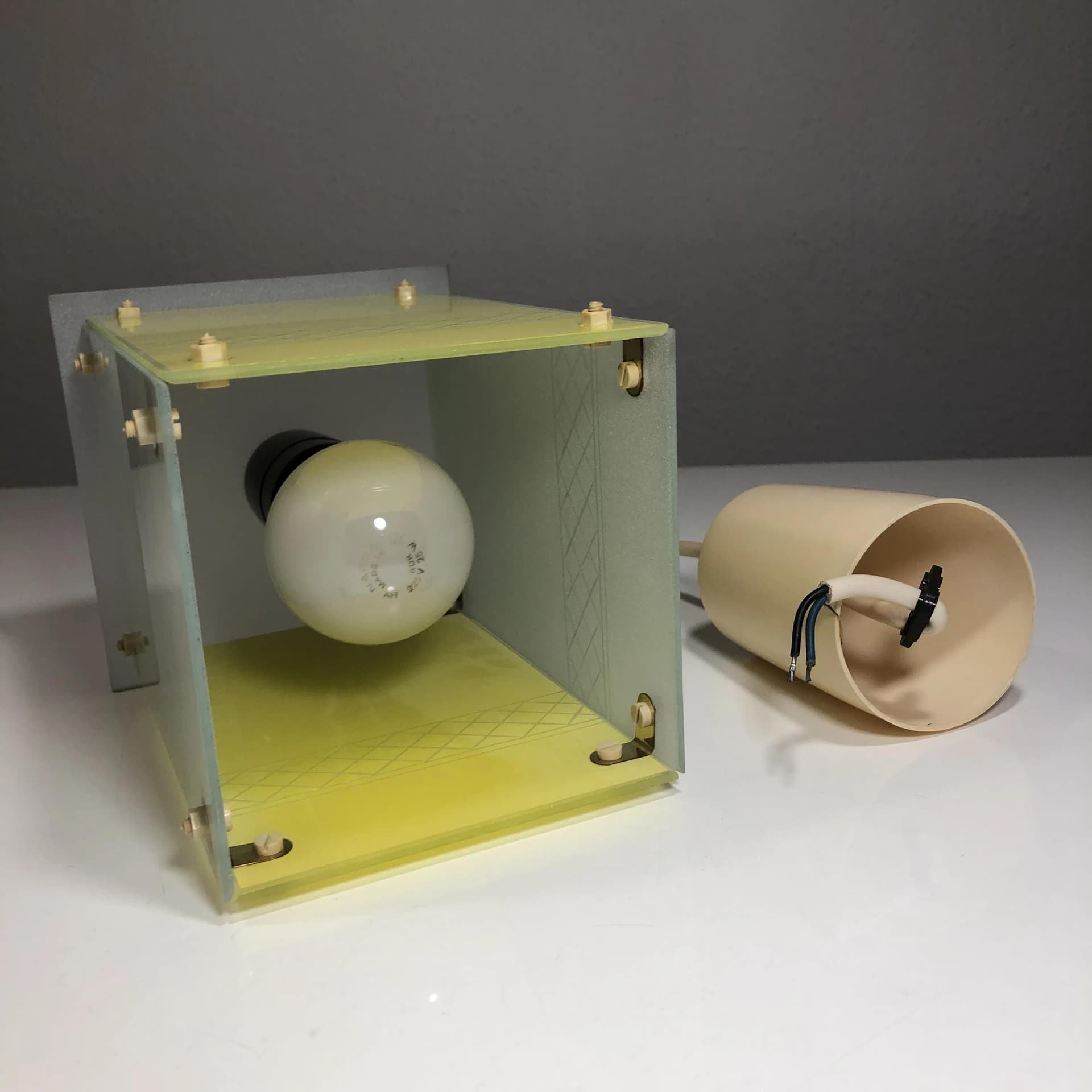 Lampa wisząca, szkło ivory white, Strangfeld&Gregor Radeberg, Niemcy, lata 60. - 32976