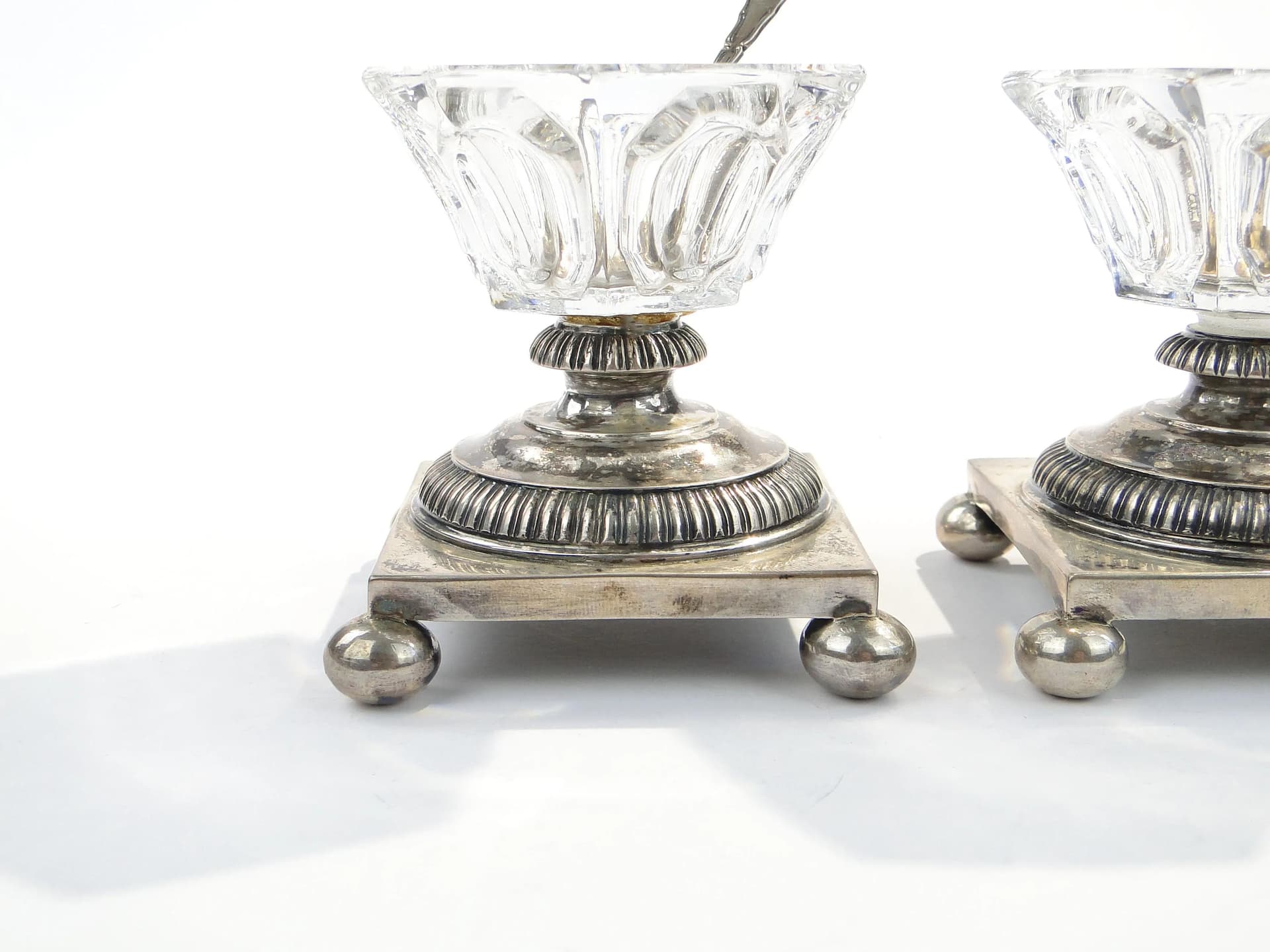 Para solniczek, kryształ przezroczysty, srebro, złocenie, styl wiktoriański, koniec XIX w. - 33064