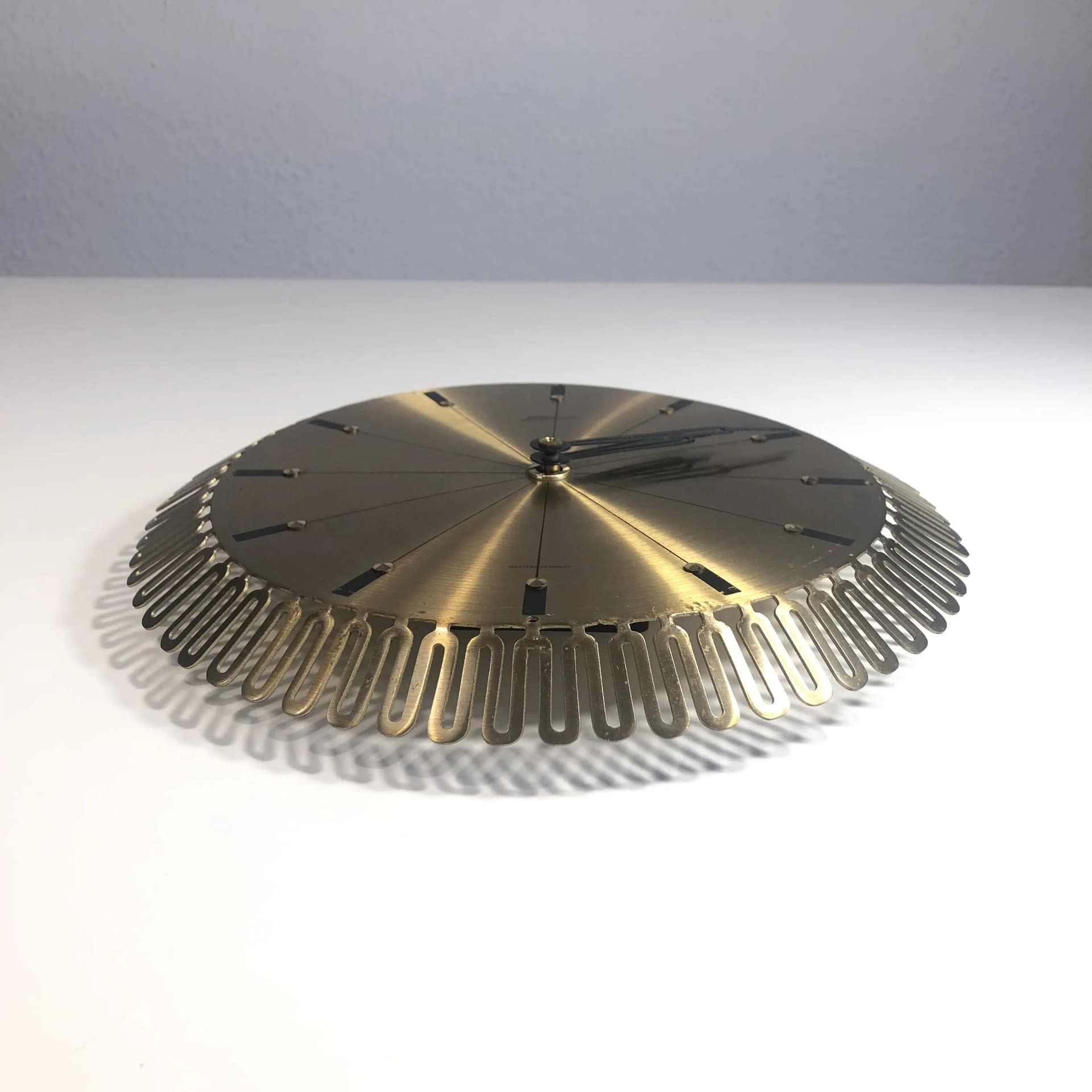 Zegar ścienny Atlanta, mosiądz złoty, Niemcy, lata 70. - 32922