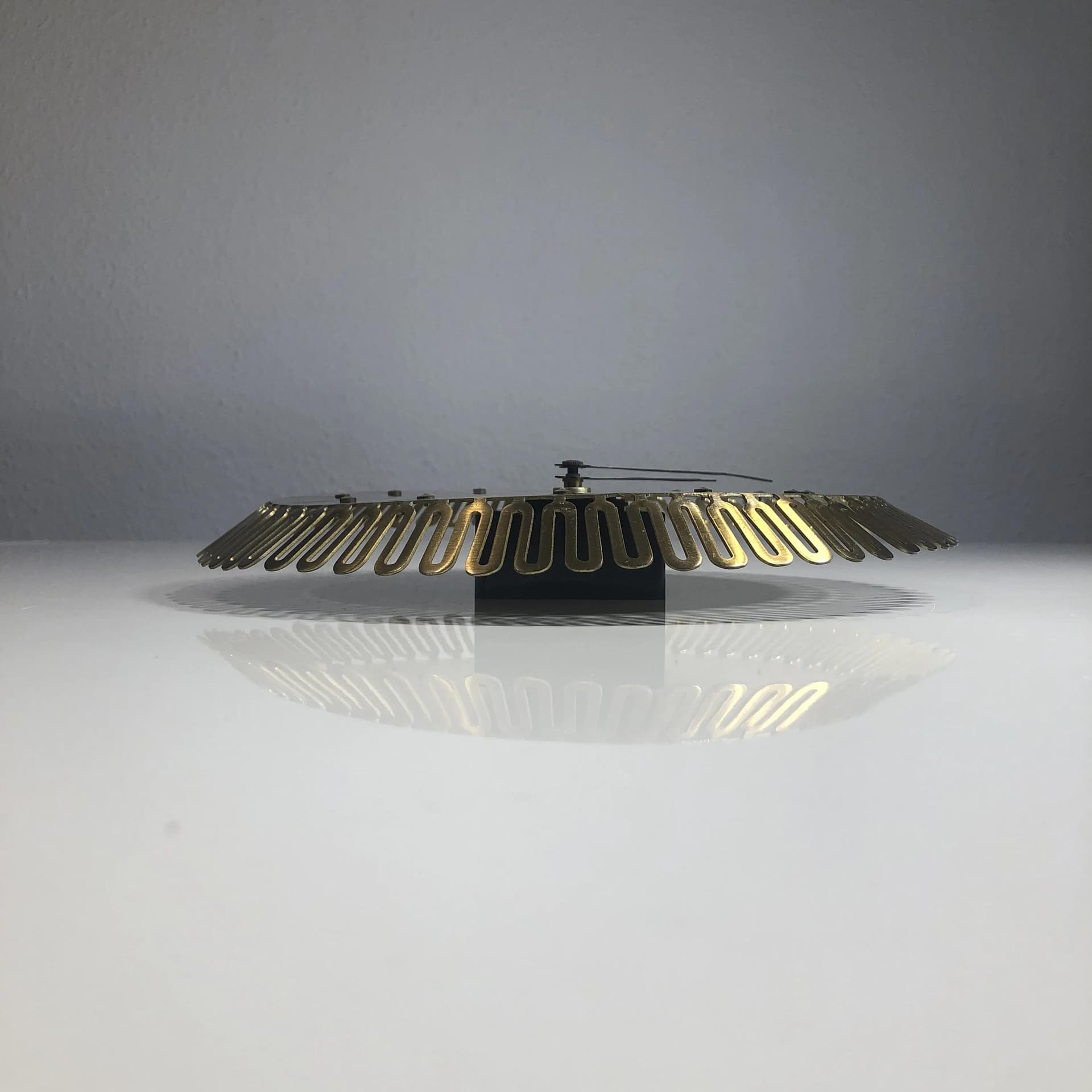 Zegar ścienny Atlanta, mosiądz złoty, Niemcy, lata 70. - 32921