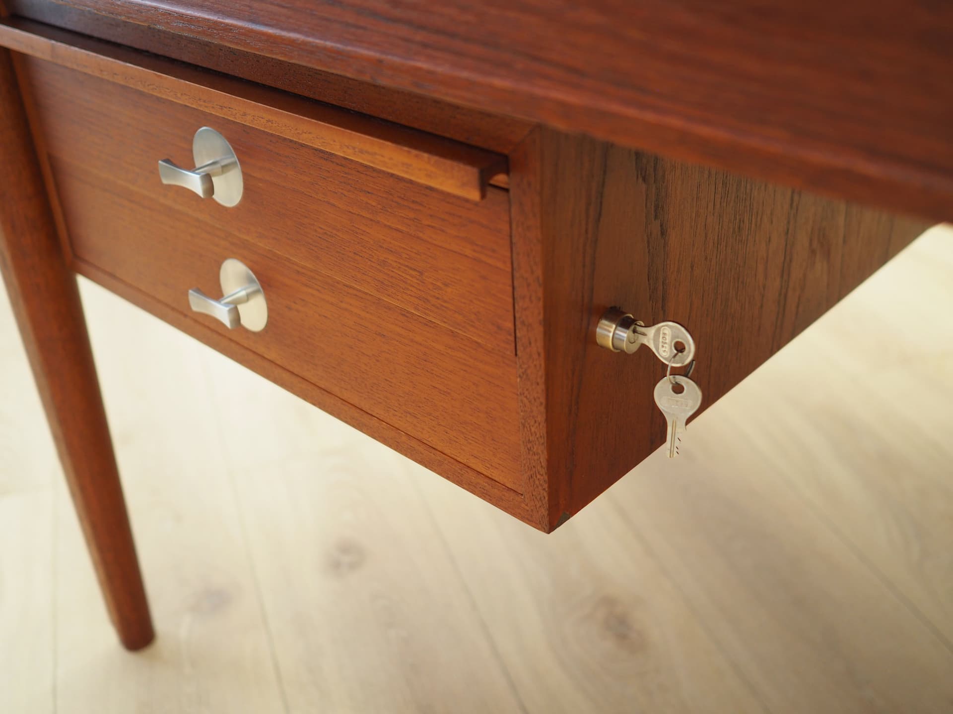 Biurko, teak pomarańczowy, proj. F. Juhl, France & Son, Dania, lata 70. - 63965