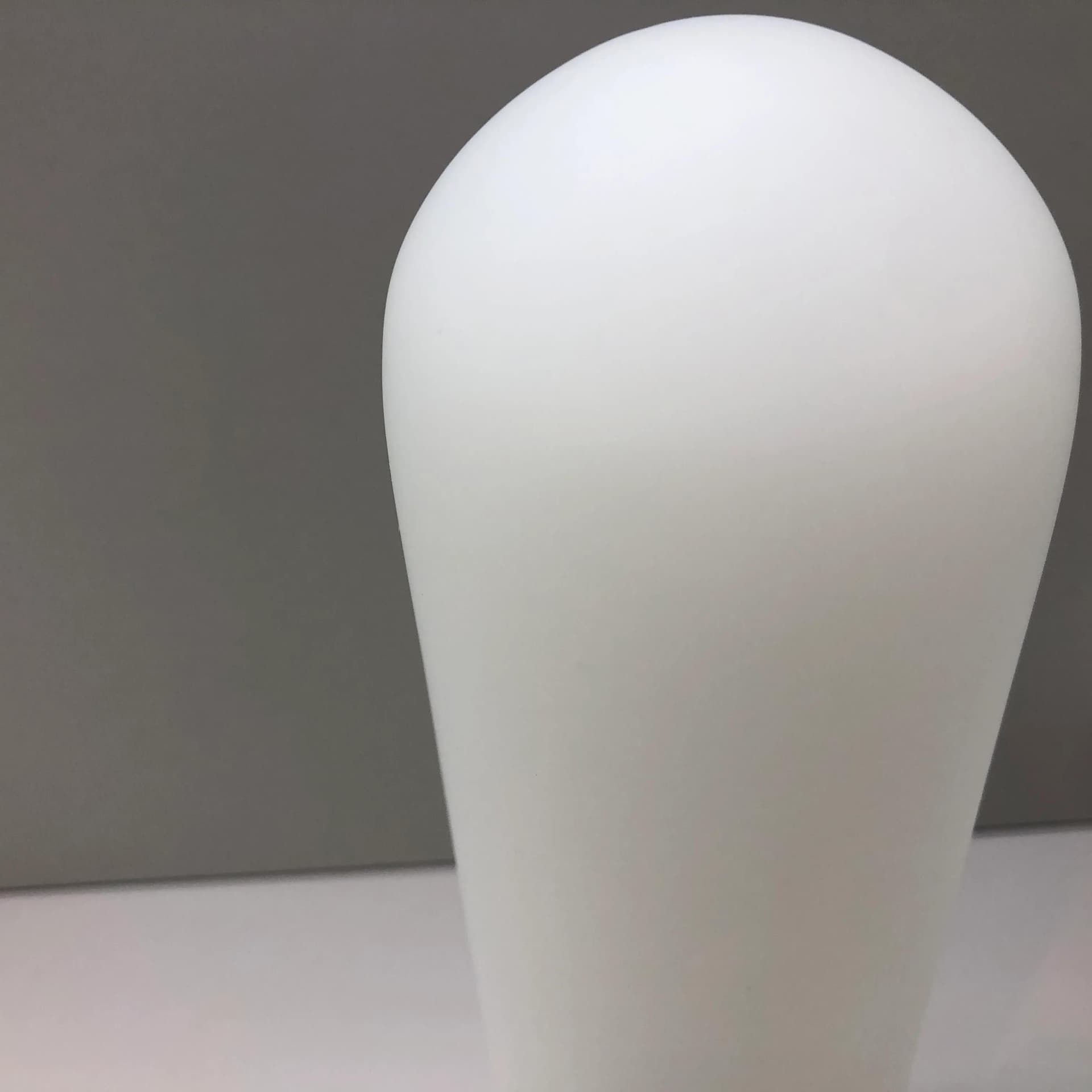 Para kinkietów, ivory white stal, szkło opalowe, Glashutte Limburg, Niemcy, lata 80. - 33406