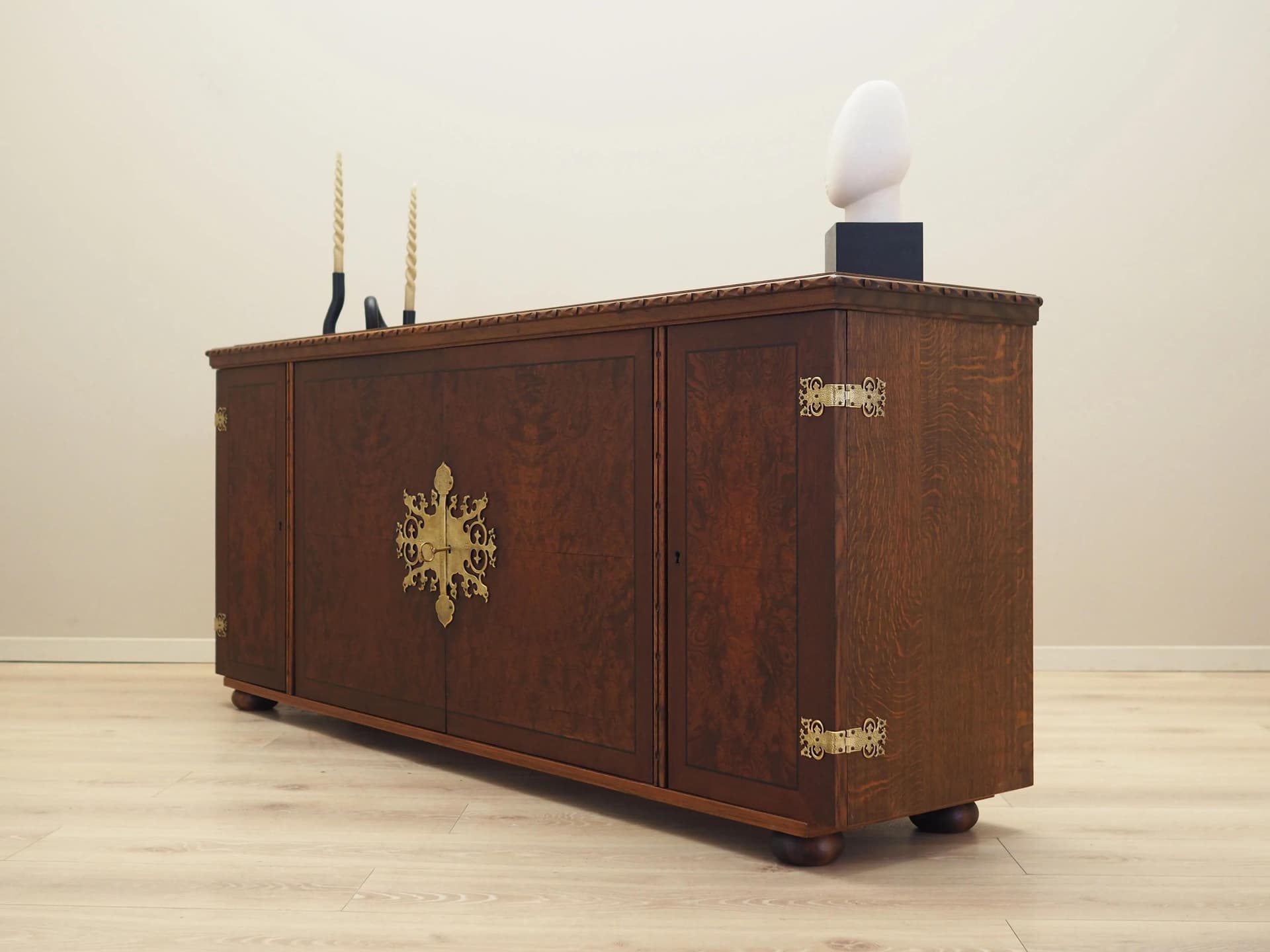 Sideboard, dąb brązowy ciemny, Dania, lata 60. - 33346