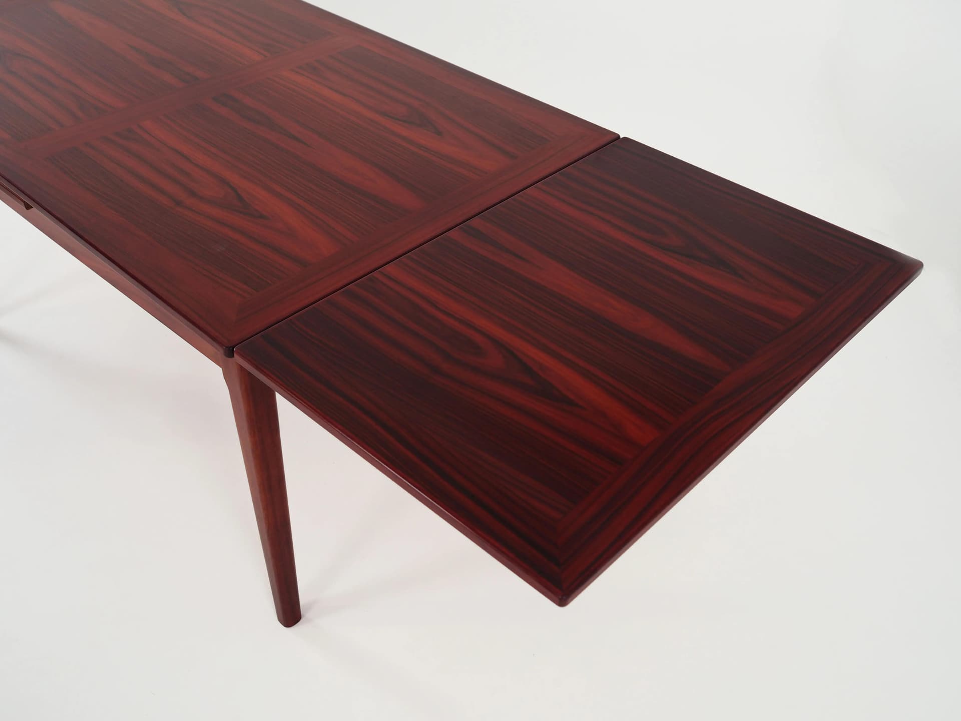 Rectangular table, brown rosewood, Skovby Møbelfabrik, Denmark, 1970s. - 33541