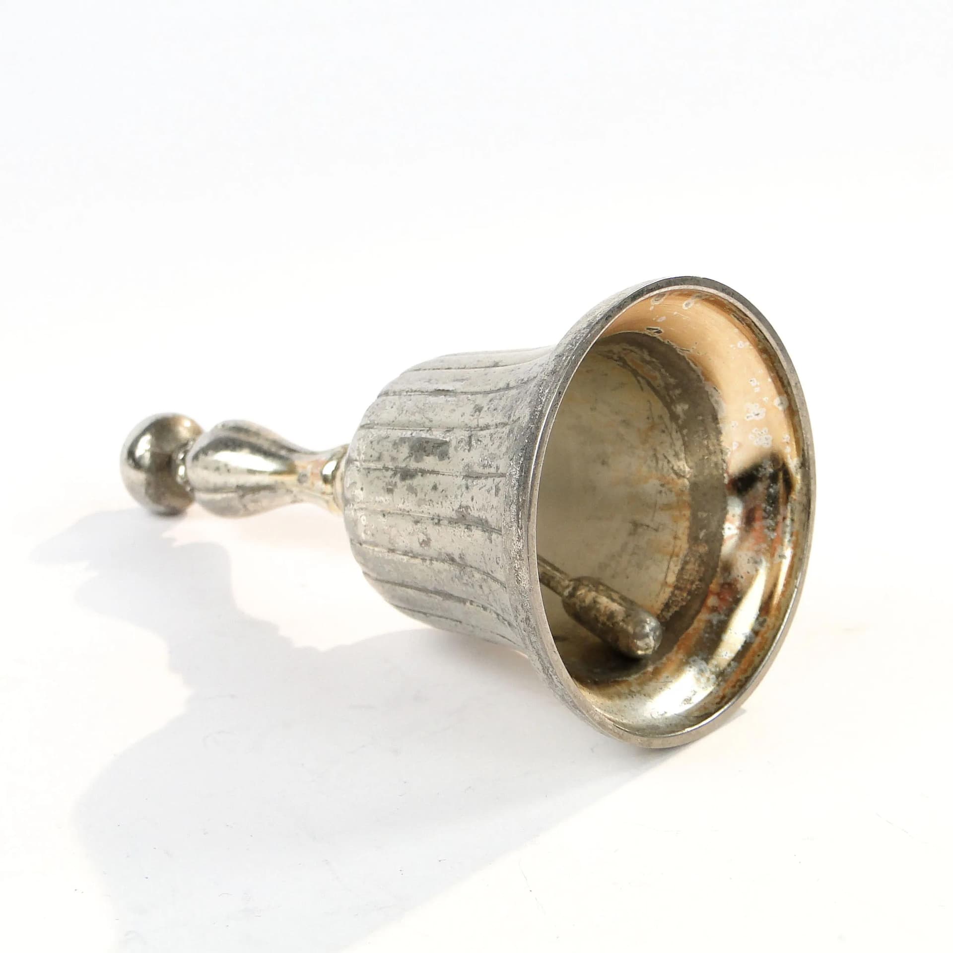 Dzwonek stołowy, srebro, mosiądz, Anglia, lata 50. - 33428