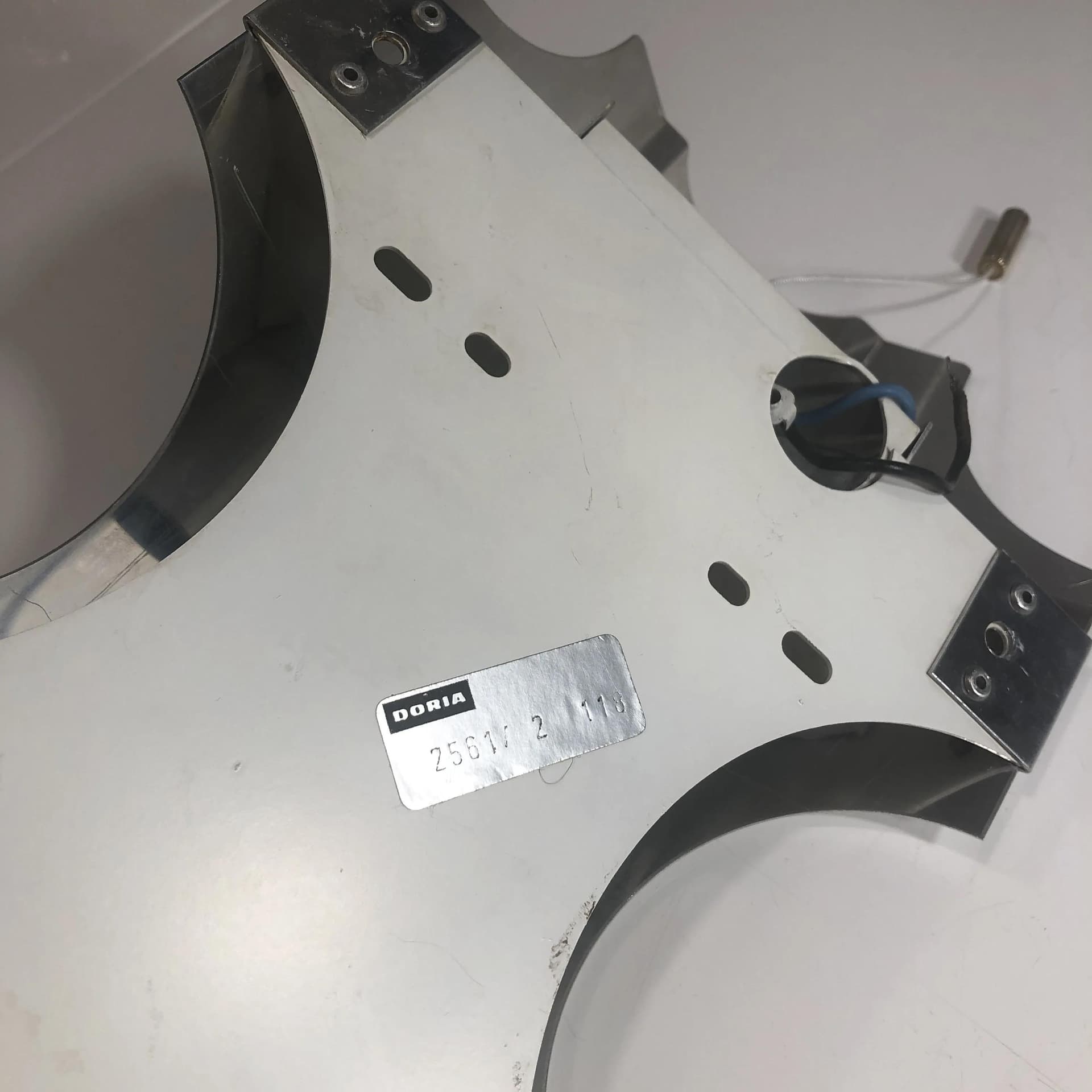 Para kinkietów, srebro, aluminium polerowane, Doria, Niemcy, lata 70. - 33717