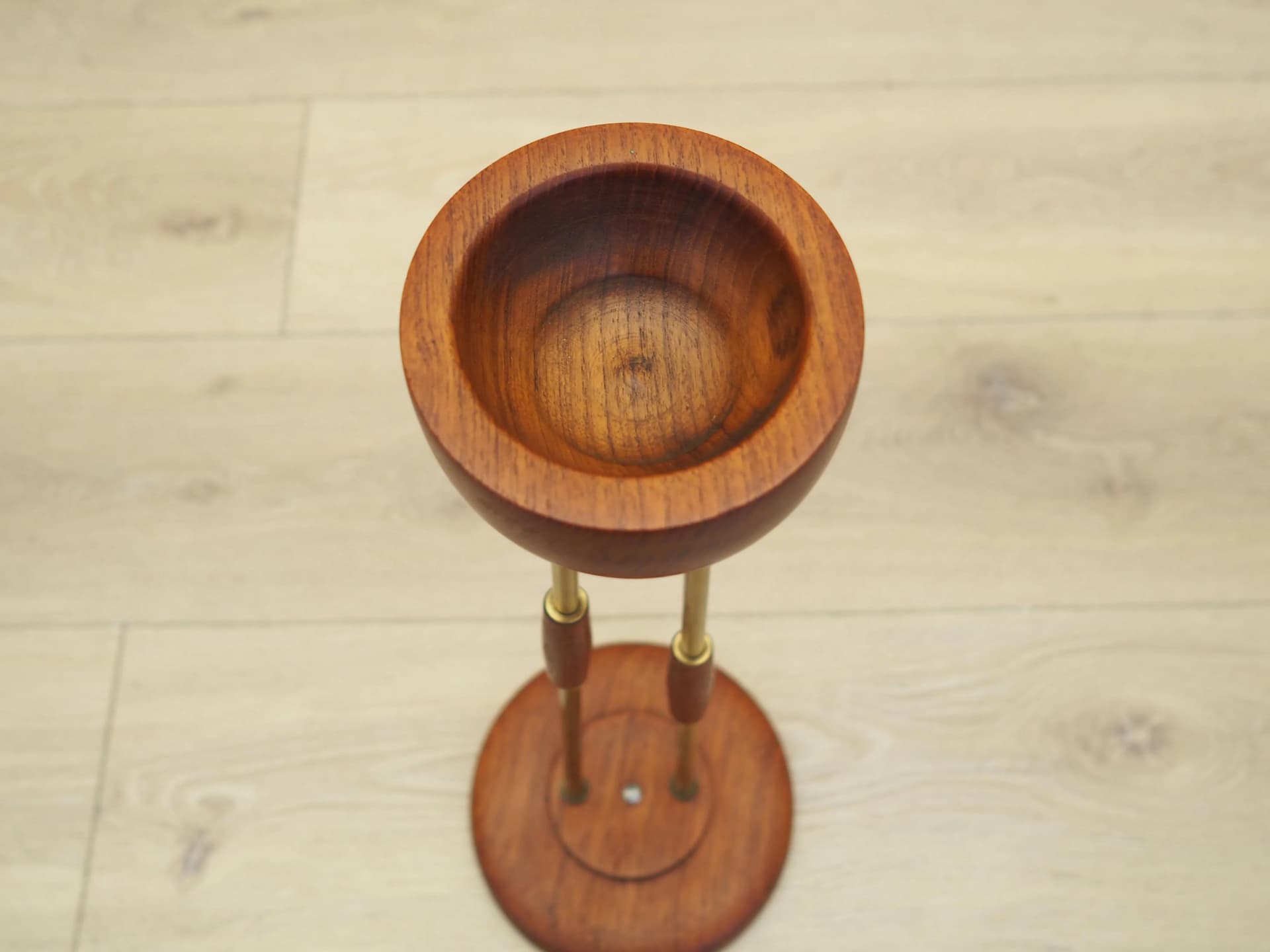 Popielniczka, teak brązowy, mosiądz złoty, Dania, lata 70. - 33639