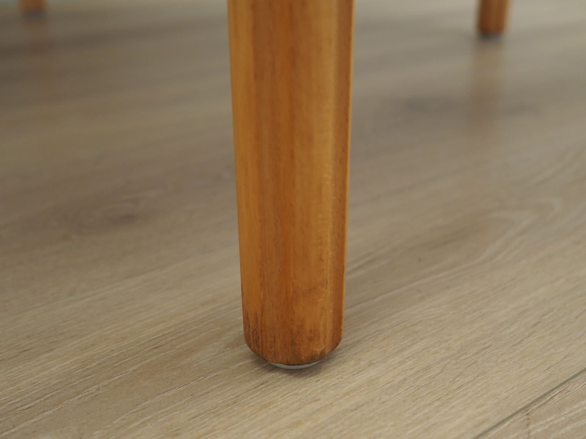 Table, beige beech, by T. Okamura & E. Marquardsen, for Getama, Denmark, 1970s. - 63884