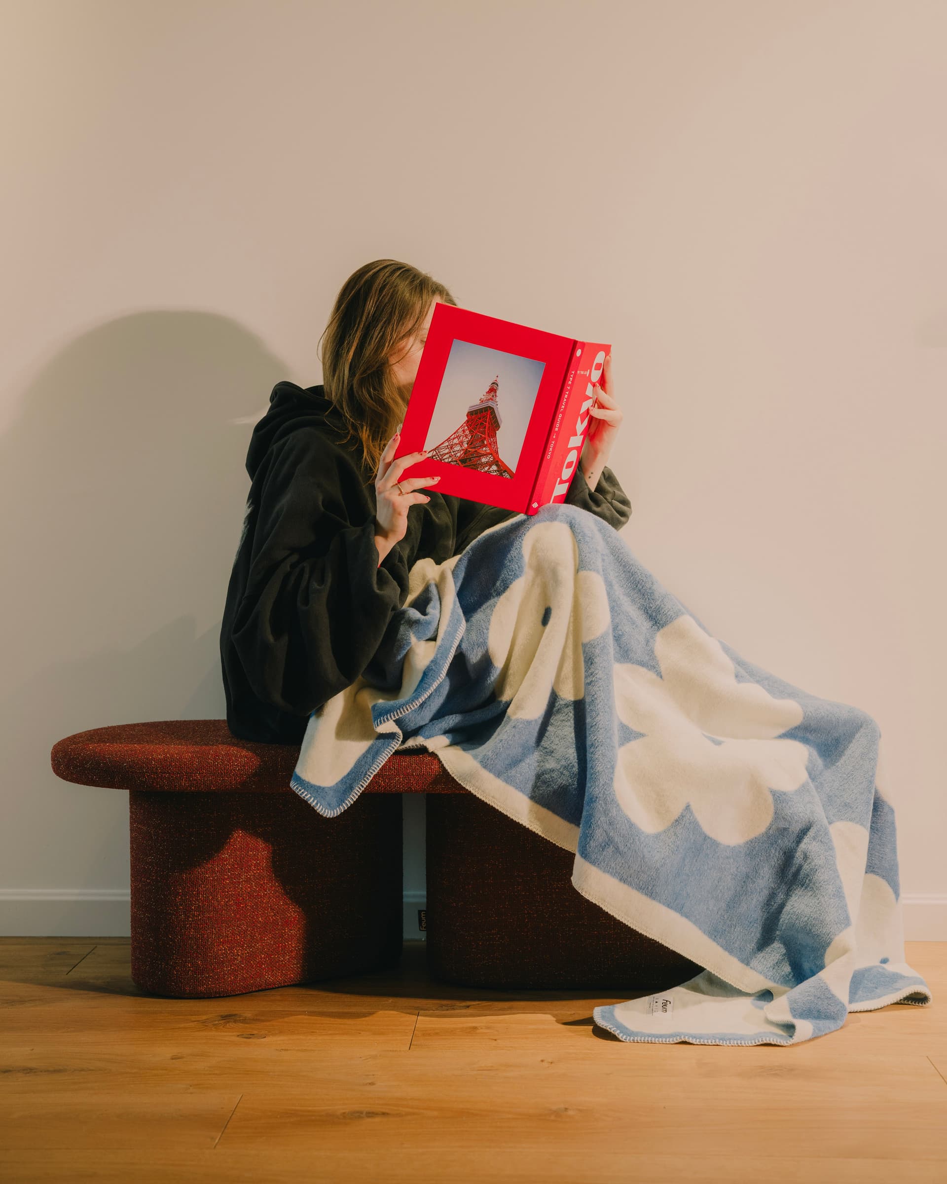 Ławka tapicerowana Ovo czerwony, Feum - 33911