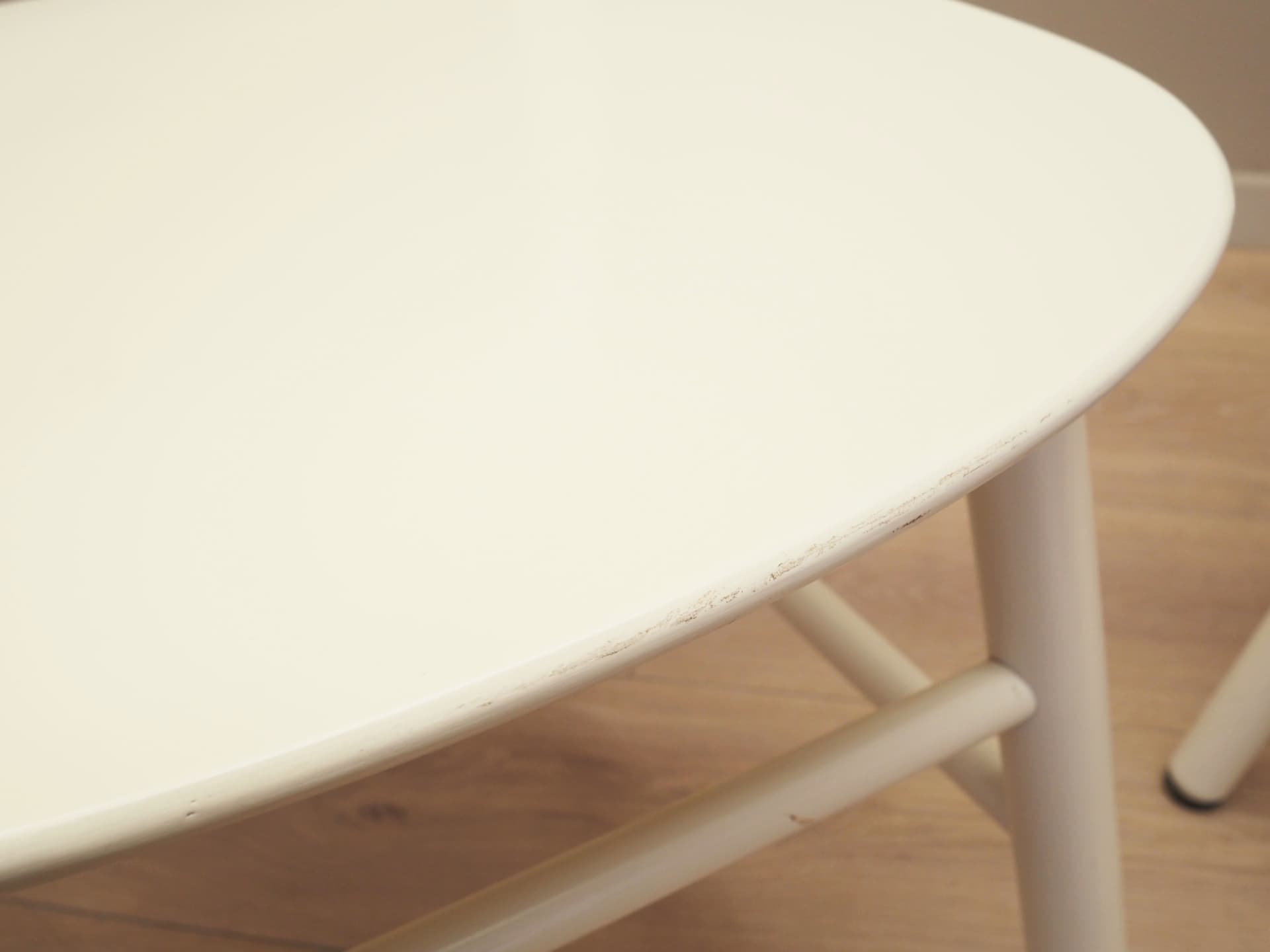 Komplet czterech krzeseł, buk ivory white, Włochy, lata 70. - 63792