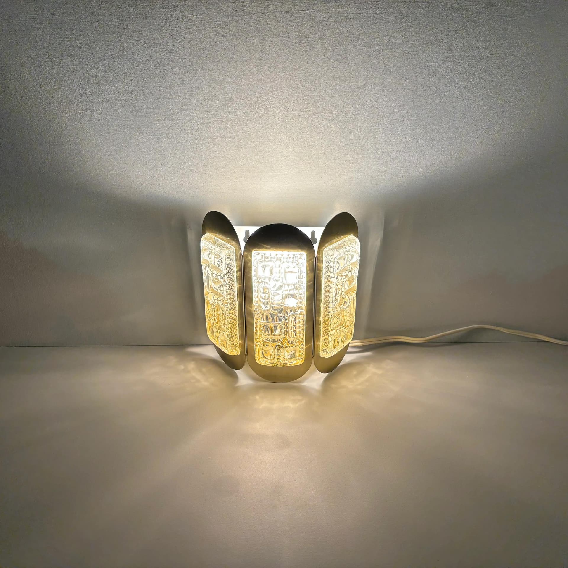 Pair of wall sconces, Vitrika, amber glass, gold aluminium, Denmark, 1960s. - 33947