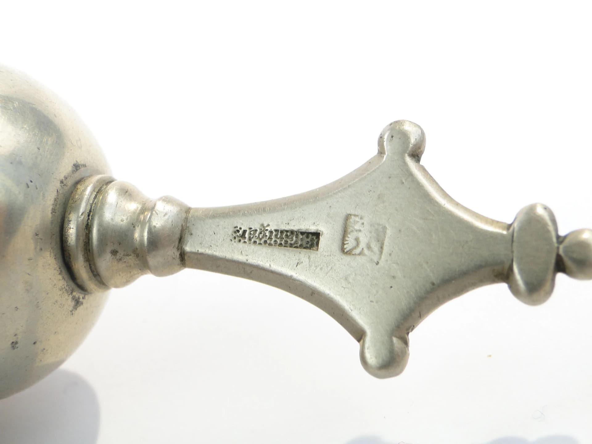 Dzwonek stołowy, srebrny, mosiądz platerowany srebrem, Henniger, Austria, XIX w. - 34011