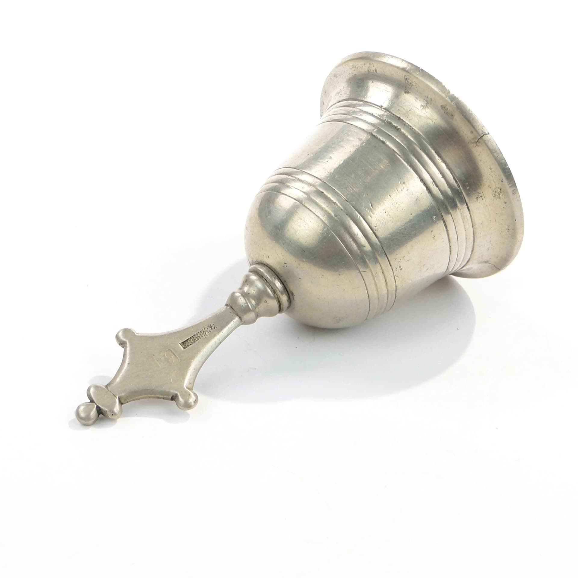 Dzwonek stołowy, srebrny, mosiądz platerowany srebrem, Henniger, Austria, XIX w. - 34009