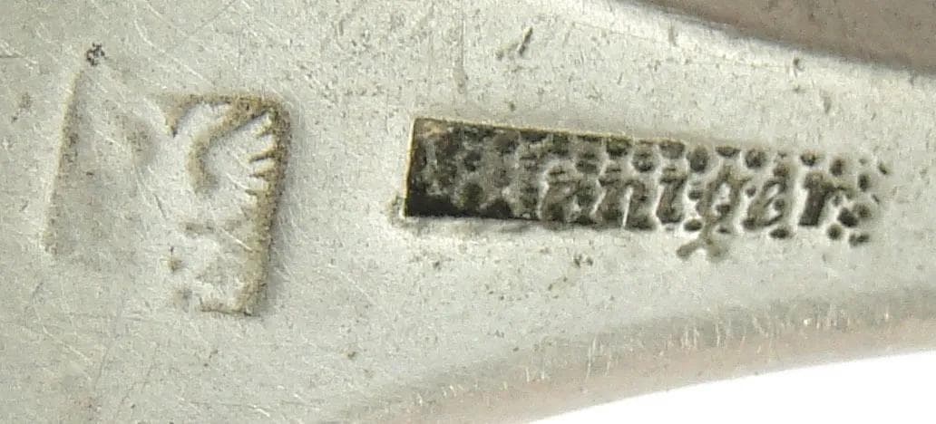 Dzwonek stołowy, srebrny, mosiądz platerowany srebrem, Henniger, Austria, XIX w. - 34006