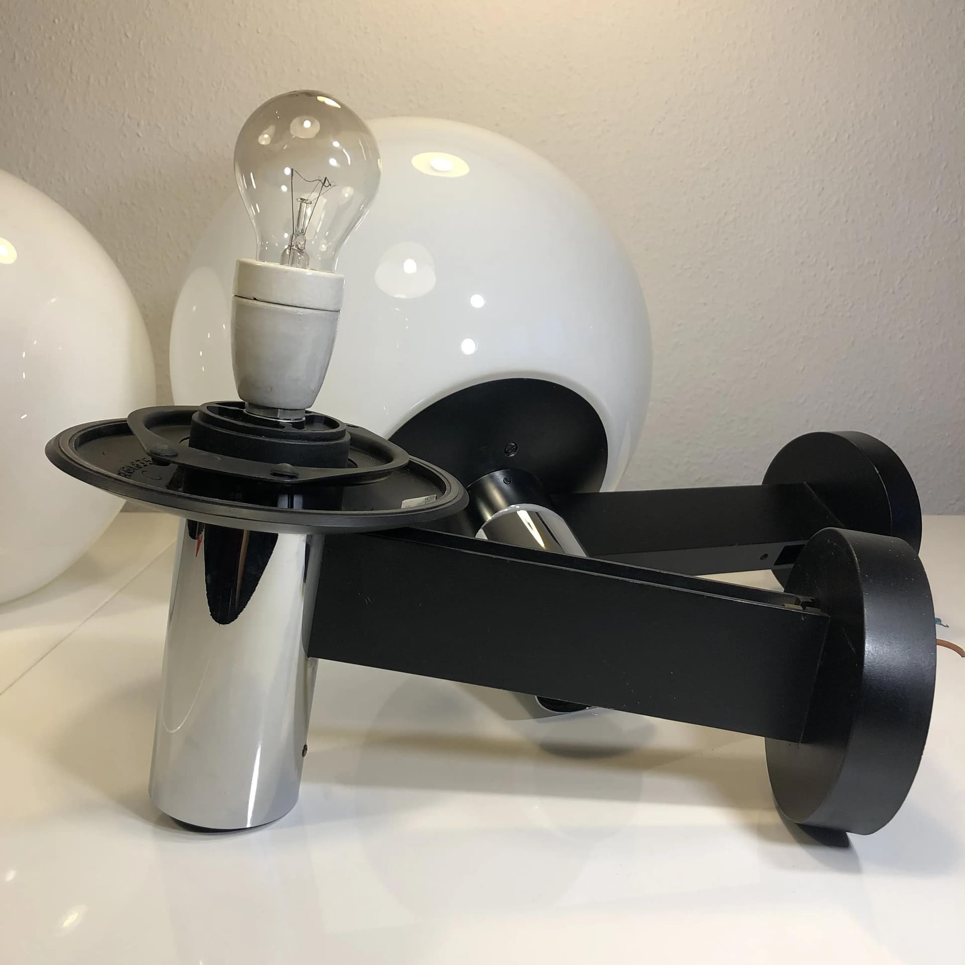 Para kinkietów, szkło opalowe białe, dla Limburg, Niemcy, lata 80. - 34156