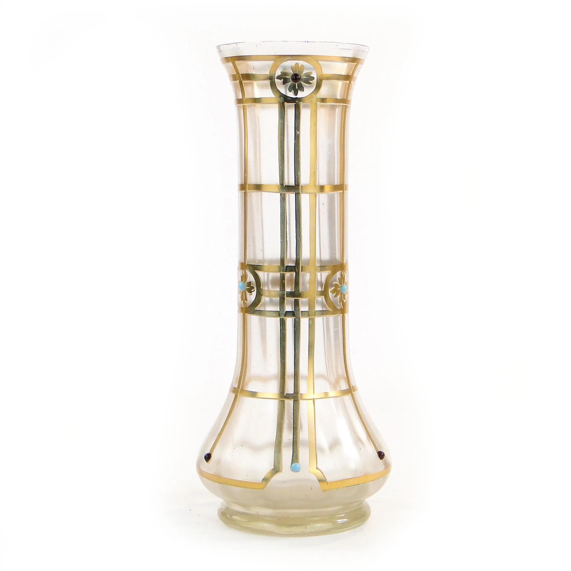 Vase Geometric Secession, Wiener Werkstätte, opaline glass ivory, Austria, 1900 - 34302