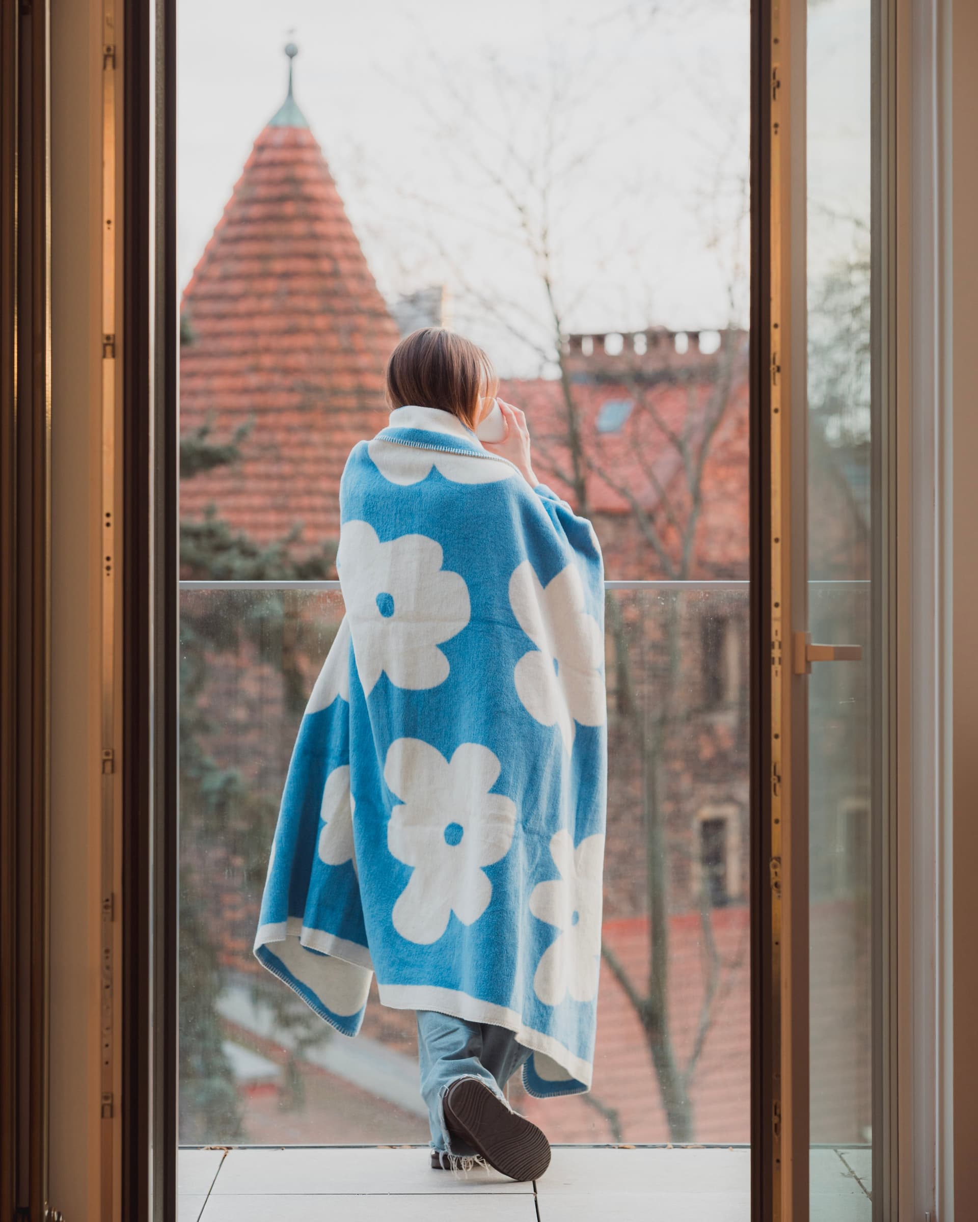 Koc Flo 200x150 cm jasny niebieski i beżowy, Feum - 34231