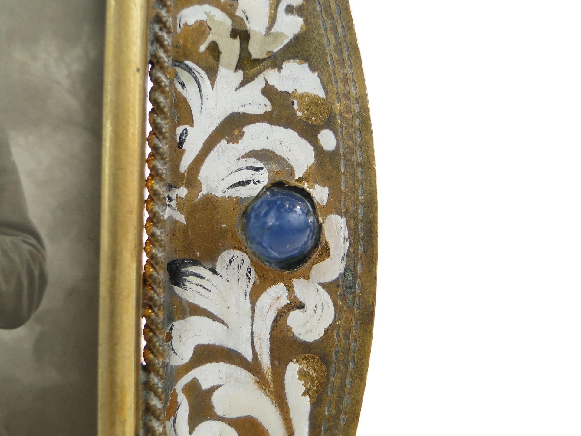 Heraldic Photo Frame with Halberd, gilt brass white, Austria, 19th c. - 34284